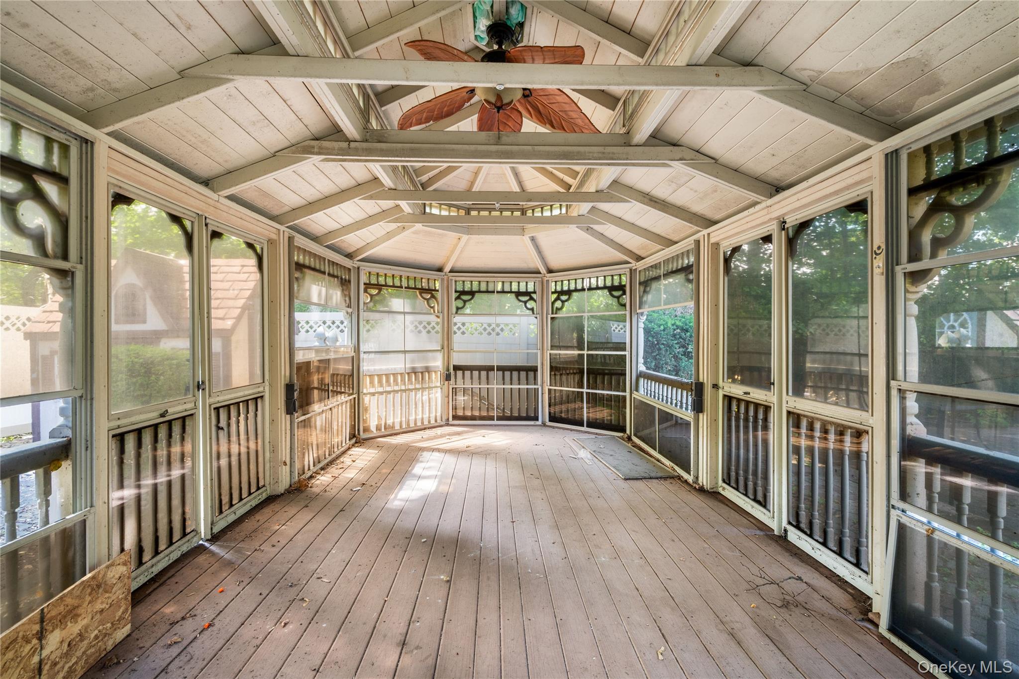 14 Windsor Drive, New Windsor, NY 12553