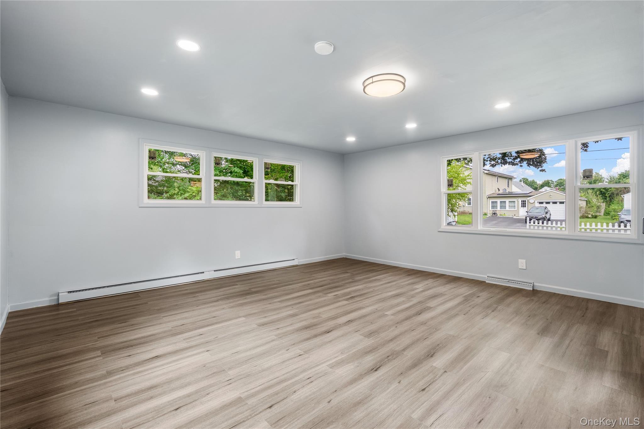 14 Windsor Drive, New Windsor, NY 12553