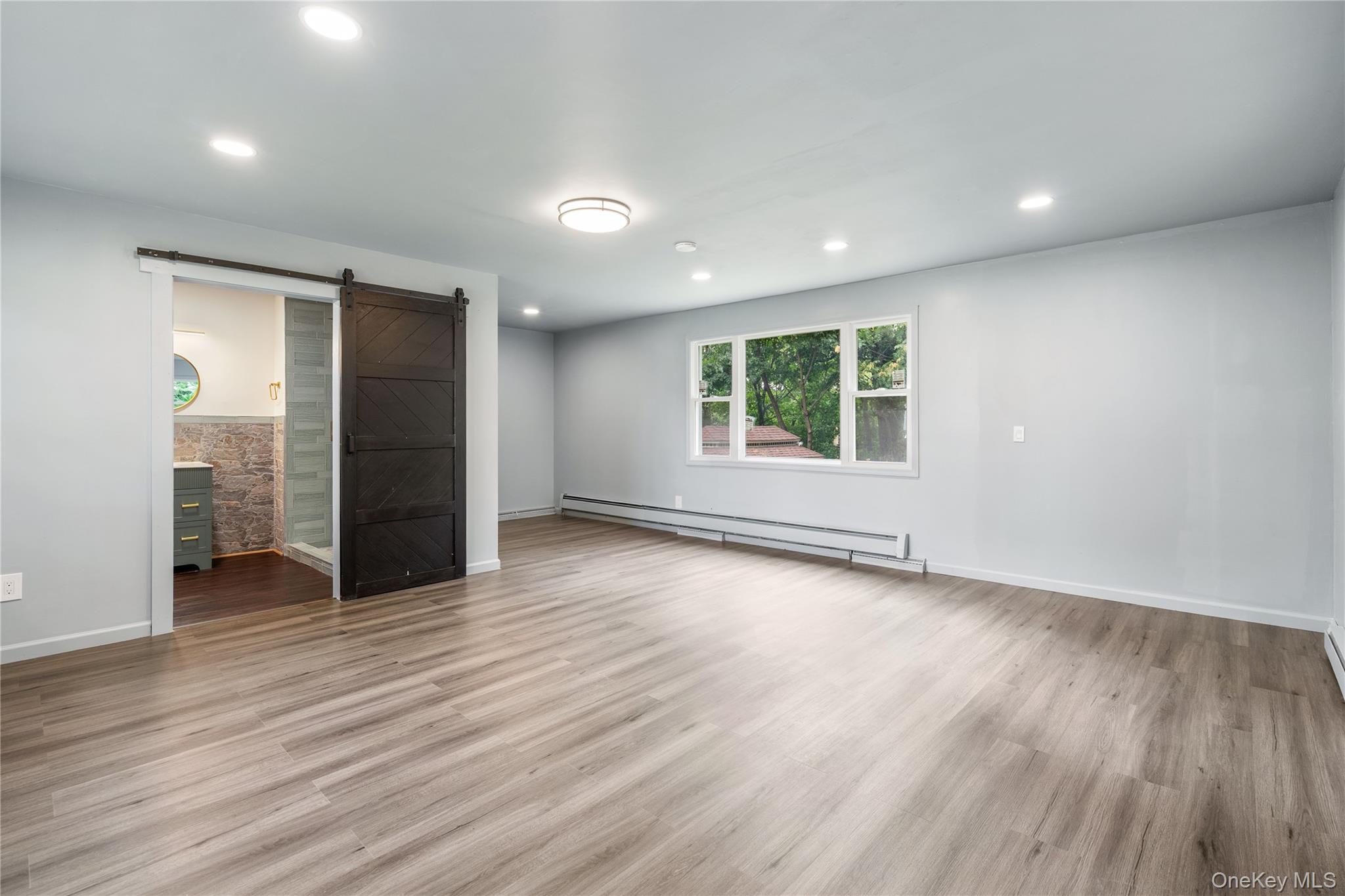 14 Windsor Drive, New Windsor, NY 12553