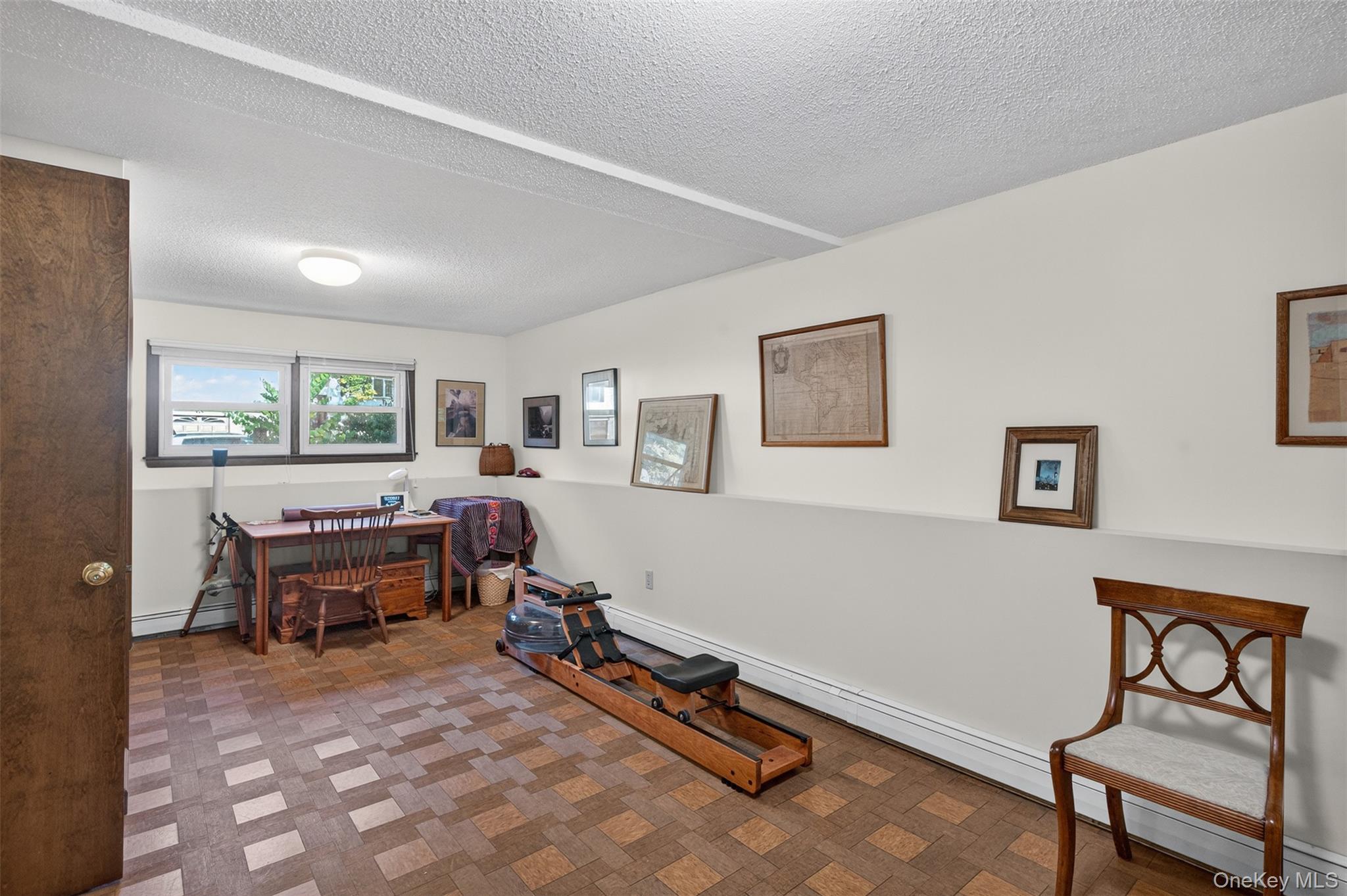 102 Sutton Park Road, Poughkeepsie, NY 12603