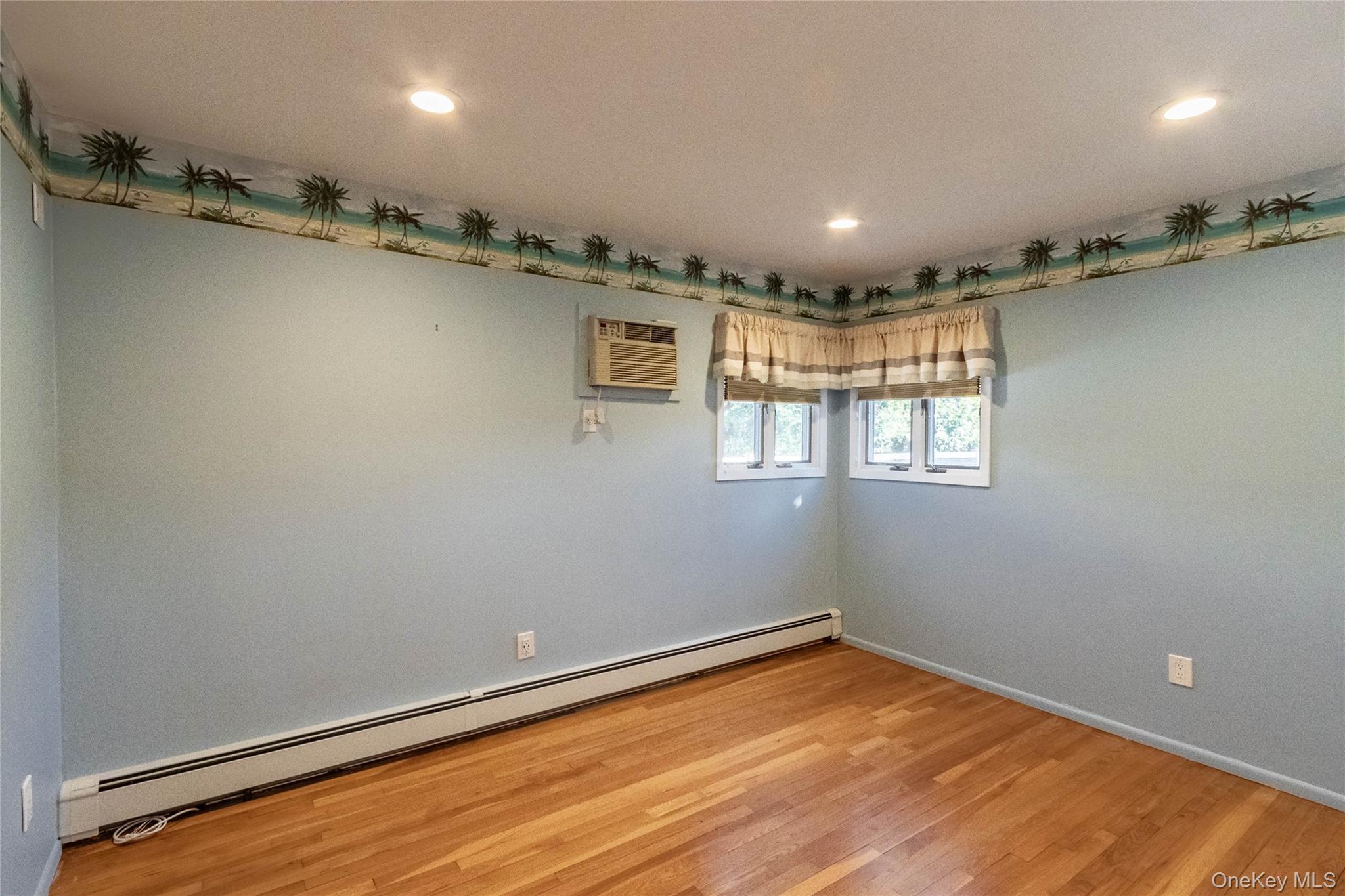 24 Dulittle Street, North Babylon, NY 11703