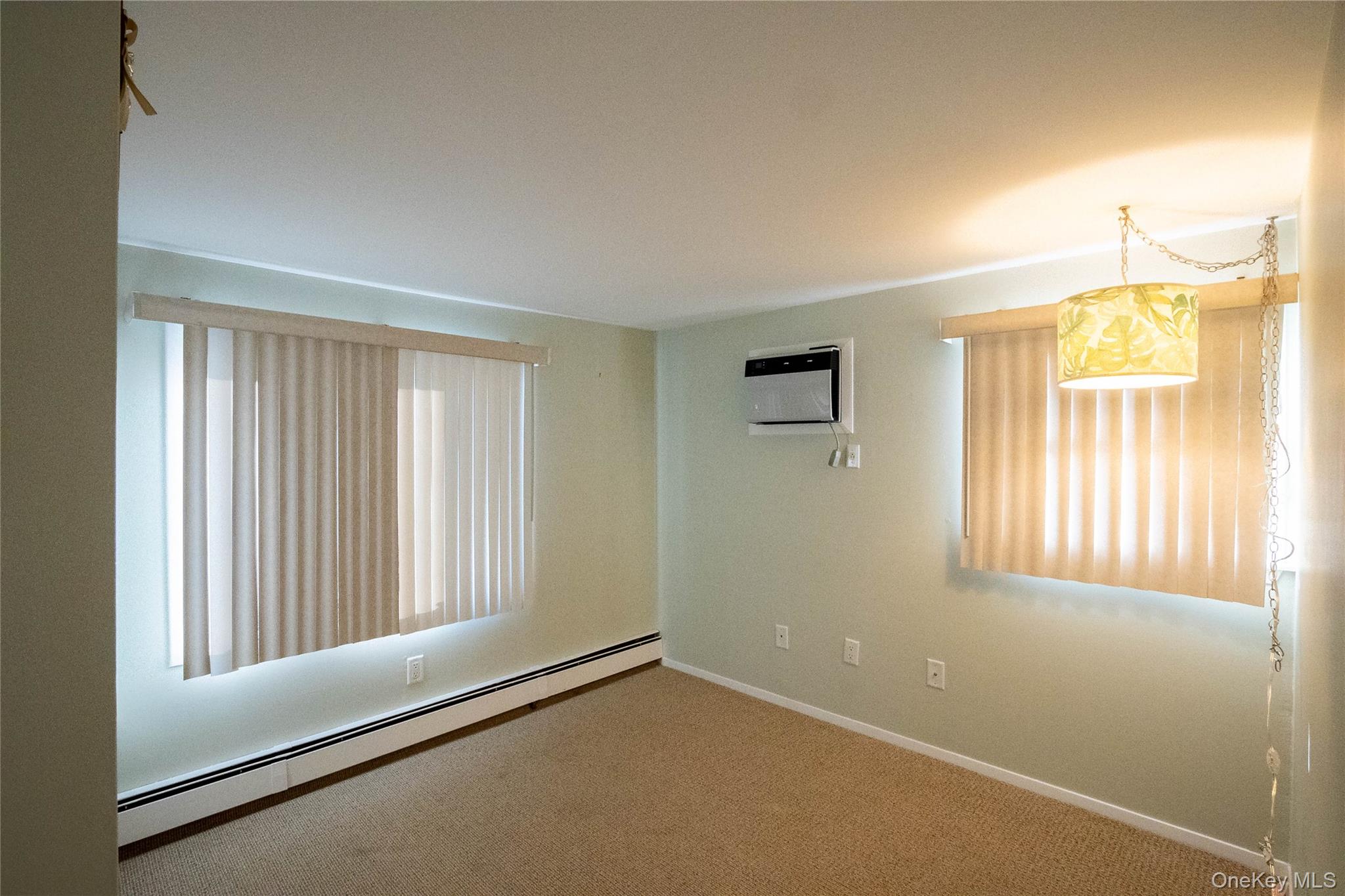 24 Dulittle Street, North Babylon, NY 11703