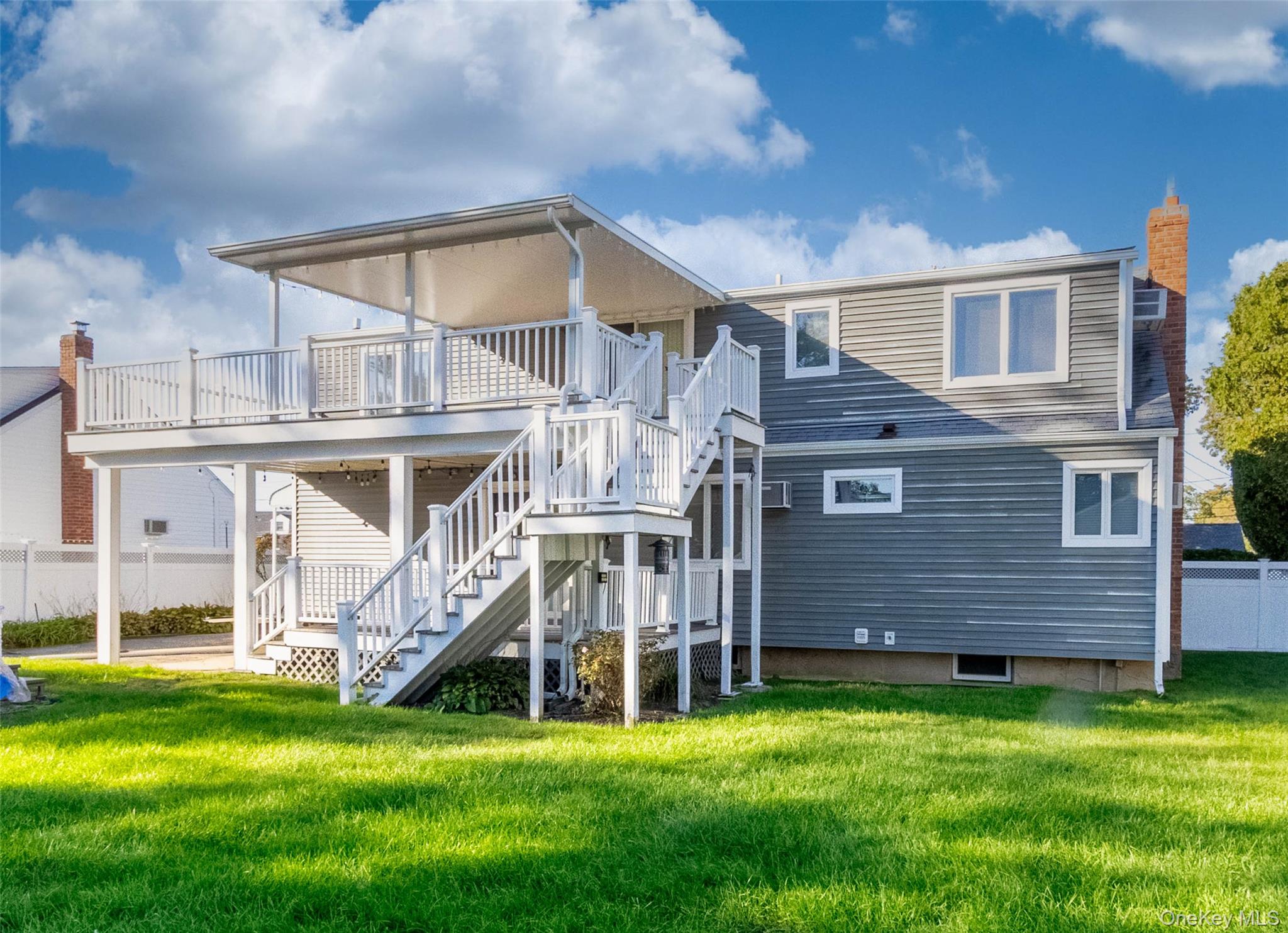 24 Dulittle Street, North Babylon, NY 11703