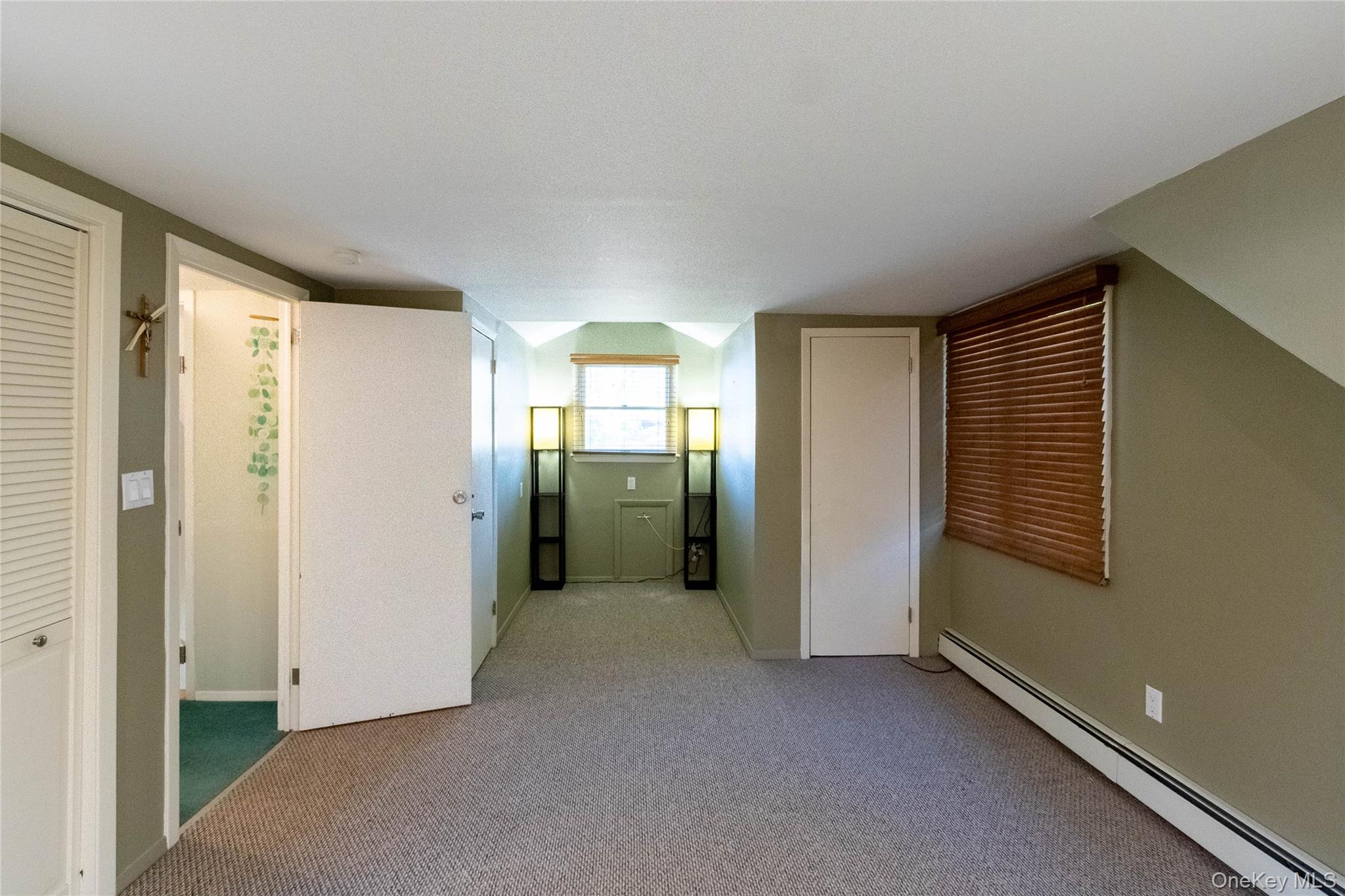 24 Dulittle Street, North Babylon, NY 11703