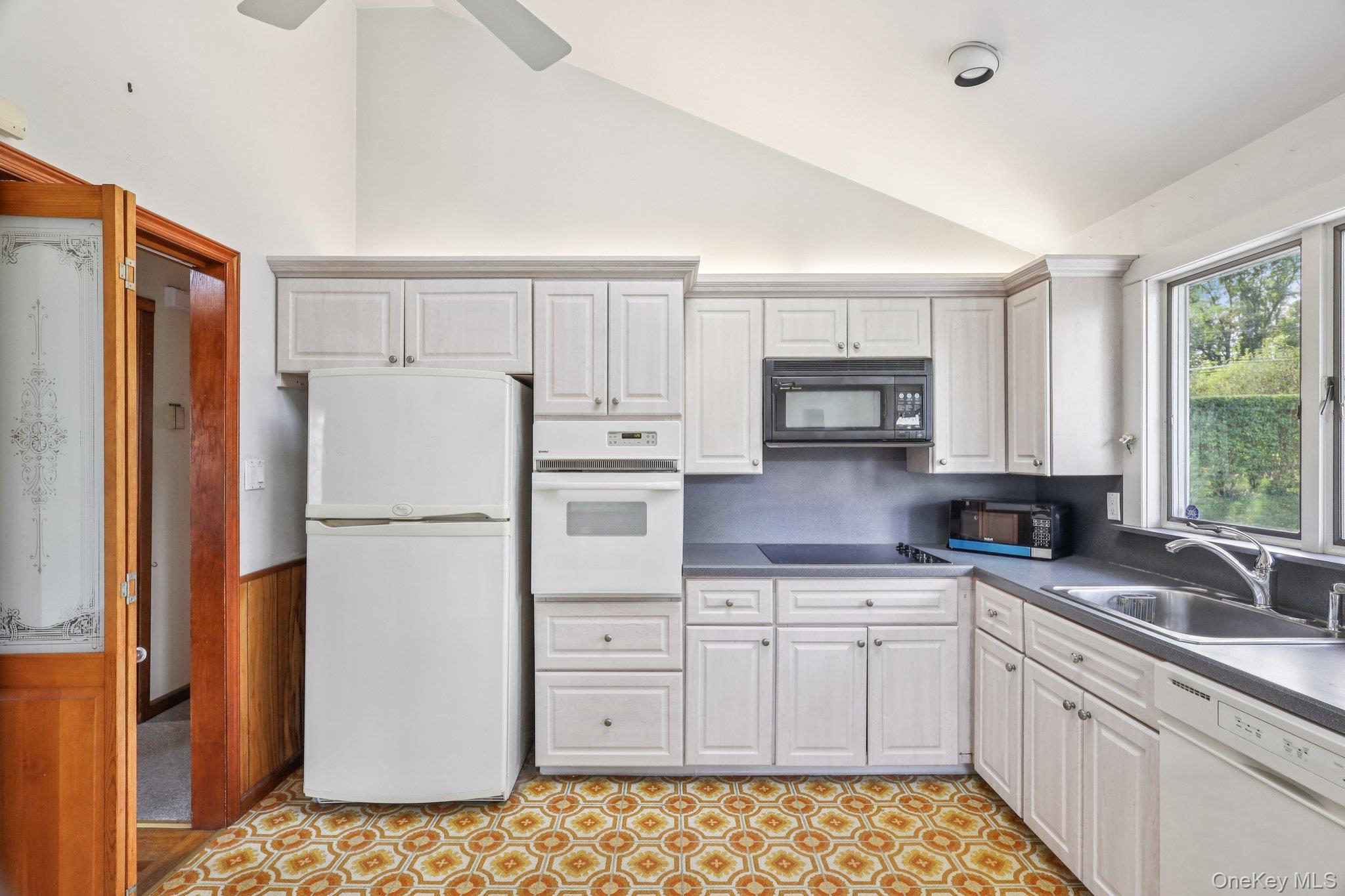 43 Landing Road, Huntington, NY 11743