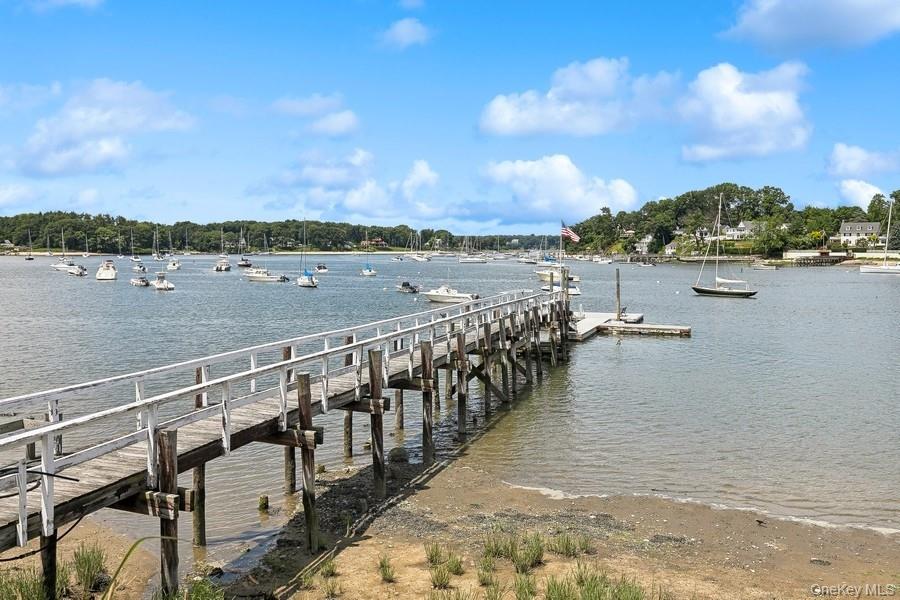 43 Landing Road, Huntington, NY 11743