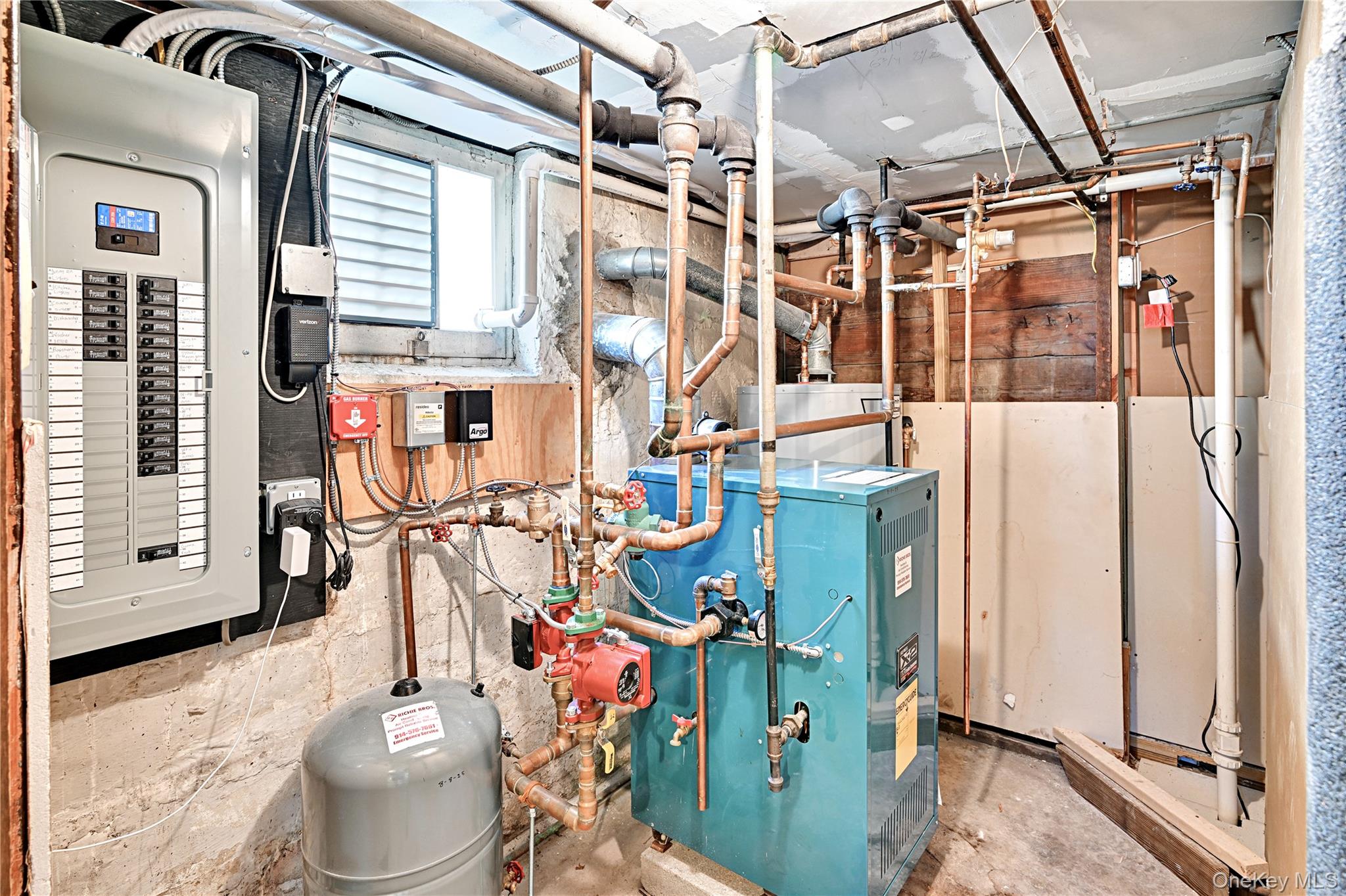 30 Lispenard Avenue, New Rochelle, NY 10801