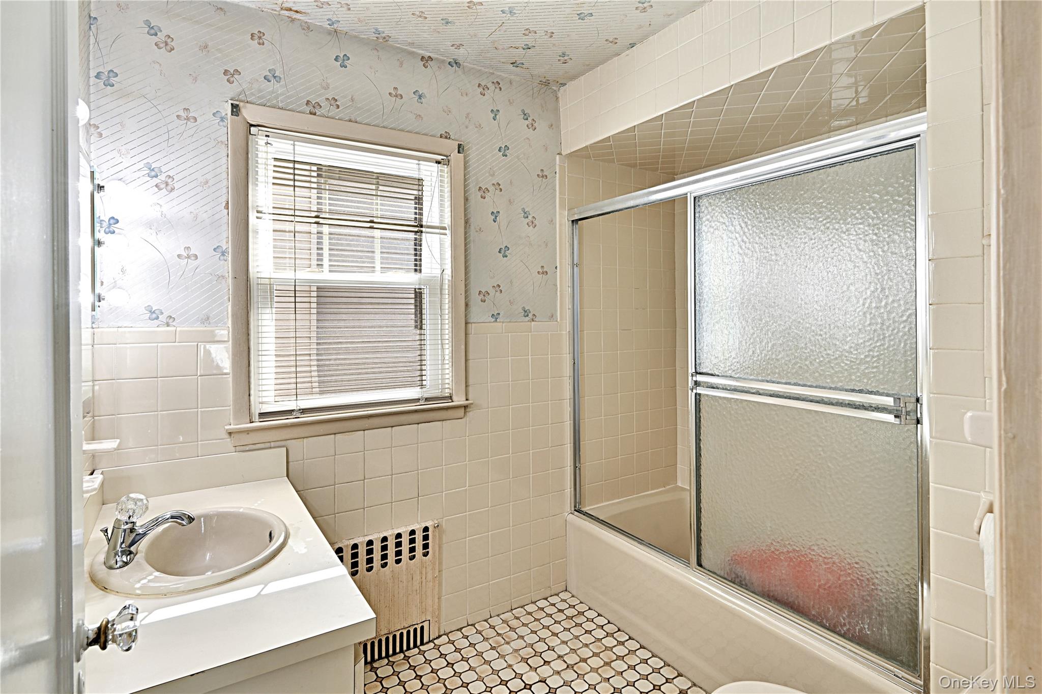 30 Lispenard Avenue, New Rochelle, NY 10801