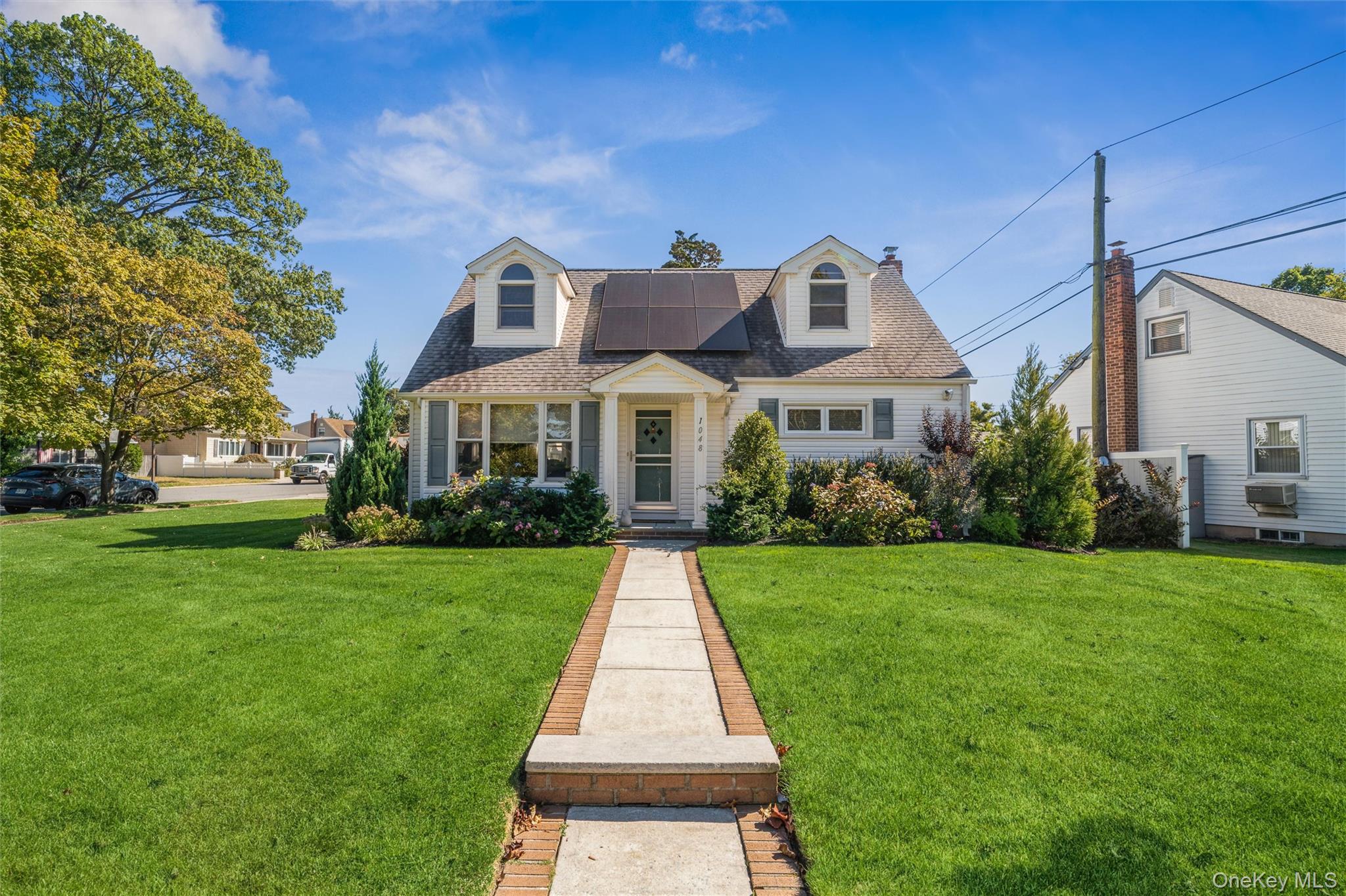 1048 Windermere Road, Franklin Square, NY 11010