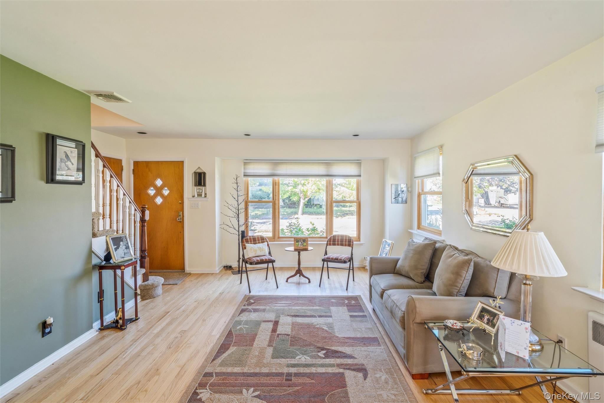 1048 Windermere Road, Franklin Square, NY 11010