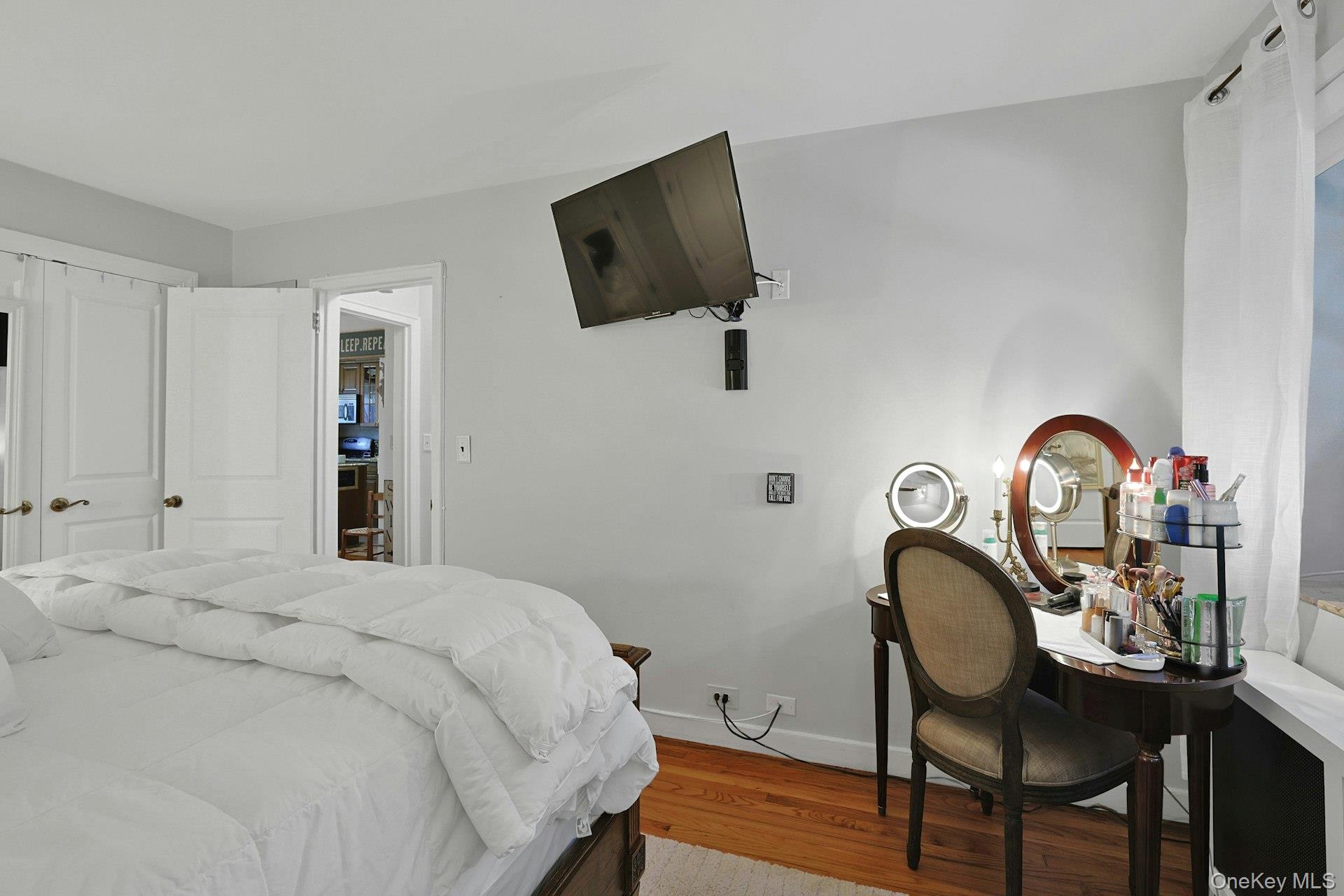 1279 California Road # 2L, Eastchester, NY 10709