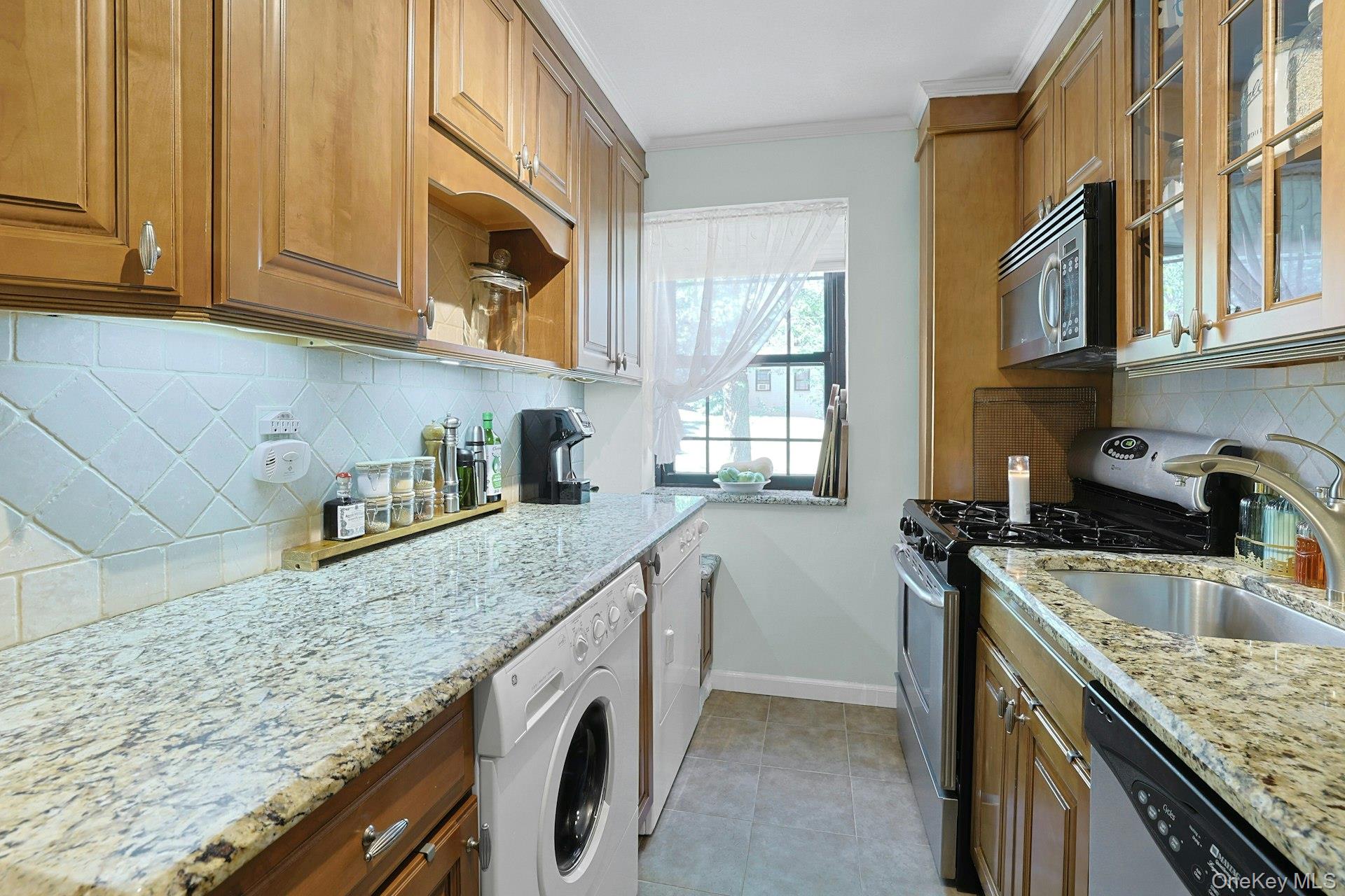 1279 California Road # 2L, Eastchester, NY 10709