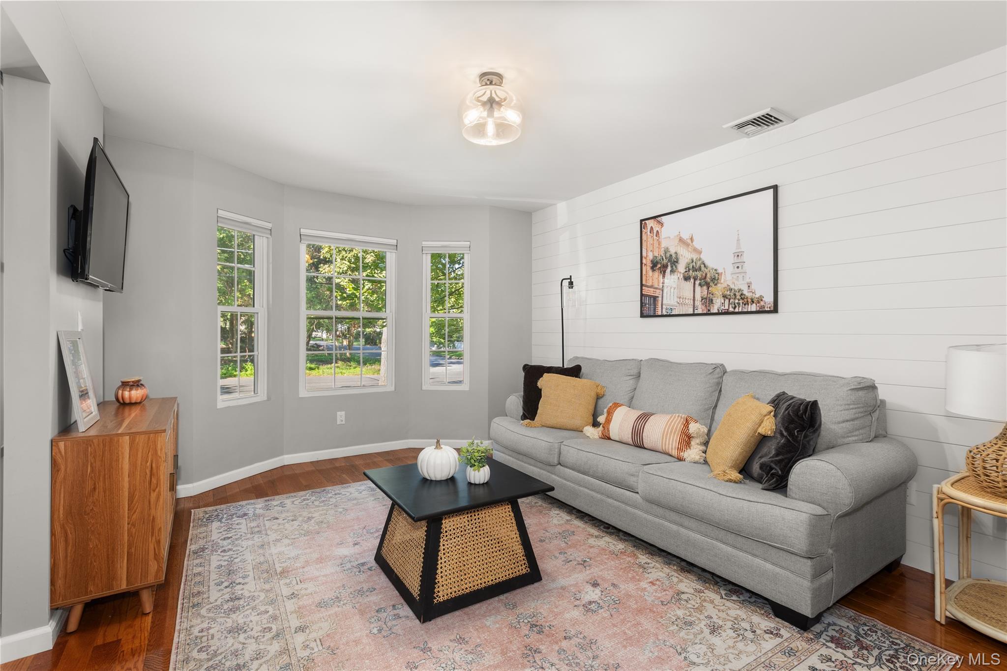 39 McGaw Avenue, Lake Grove, NY 11755