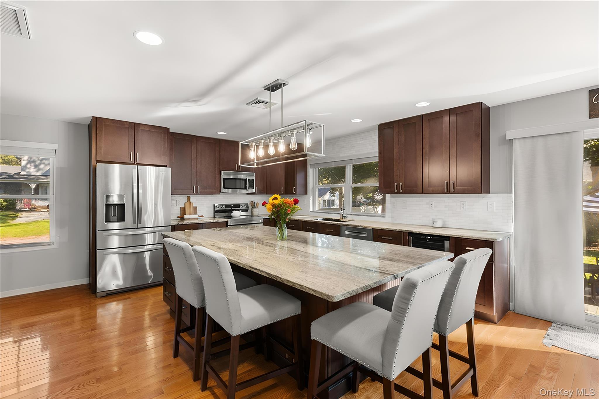 39 McGaw Avenue, Lake Grove, NY 11755