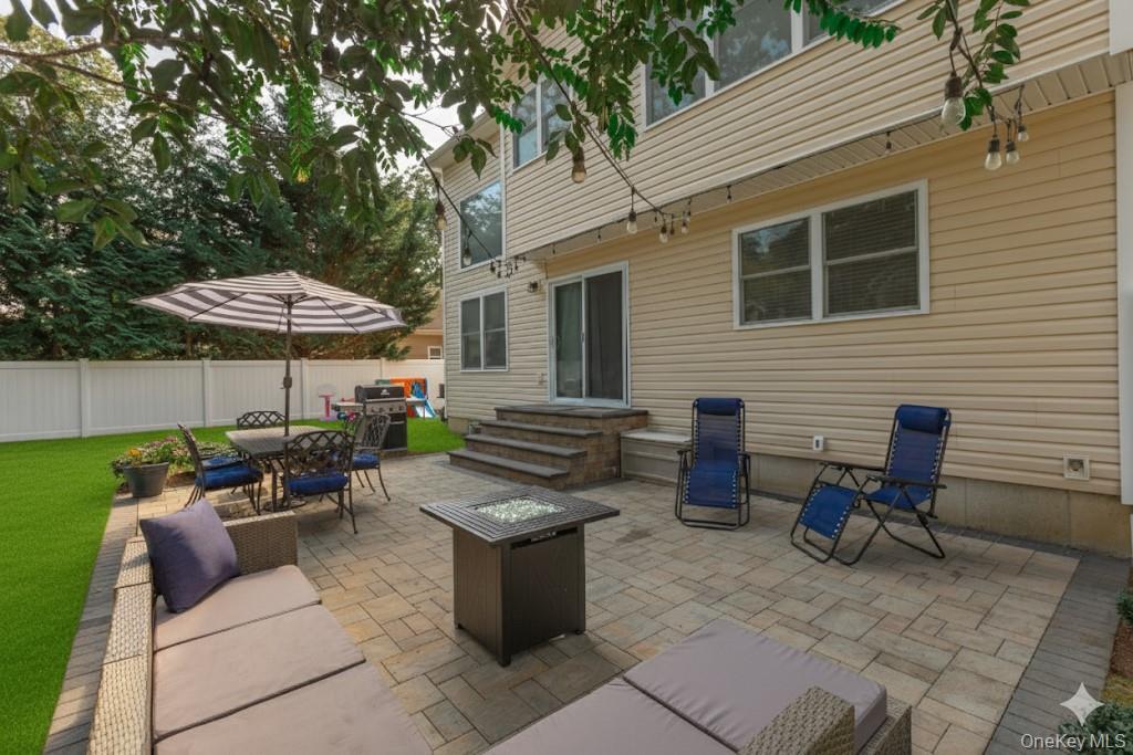 39 McGaw Avenue, Lake Grove, NY 11755