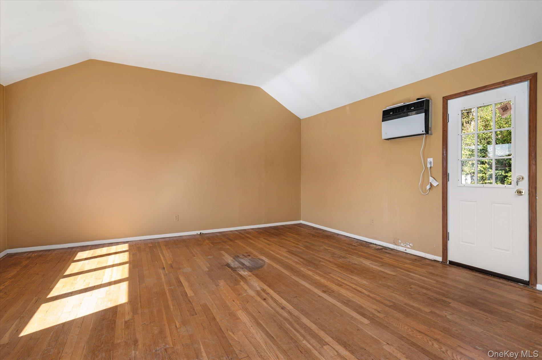 4057 Eve Drive, Seaford, NY 11783