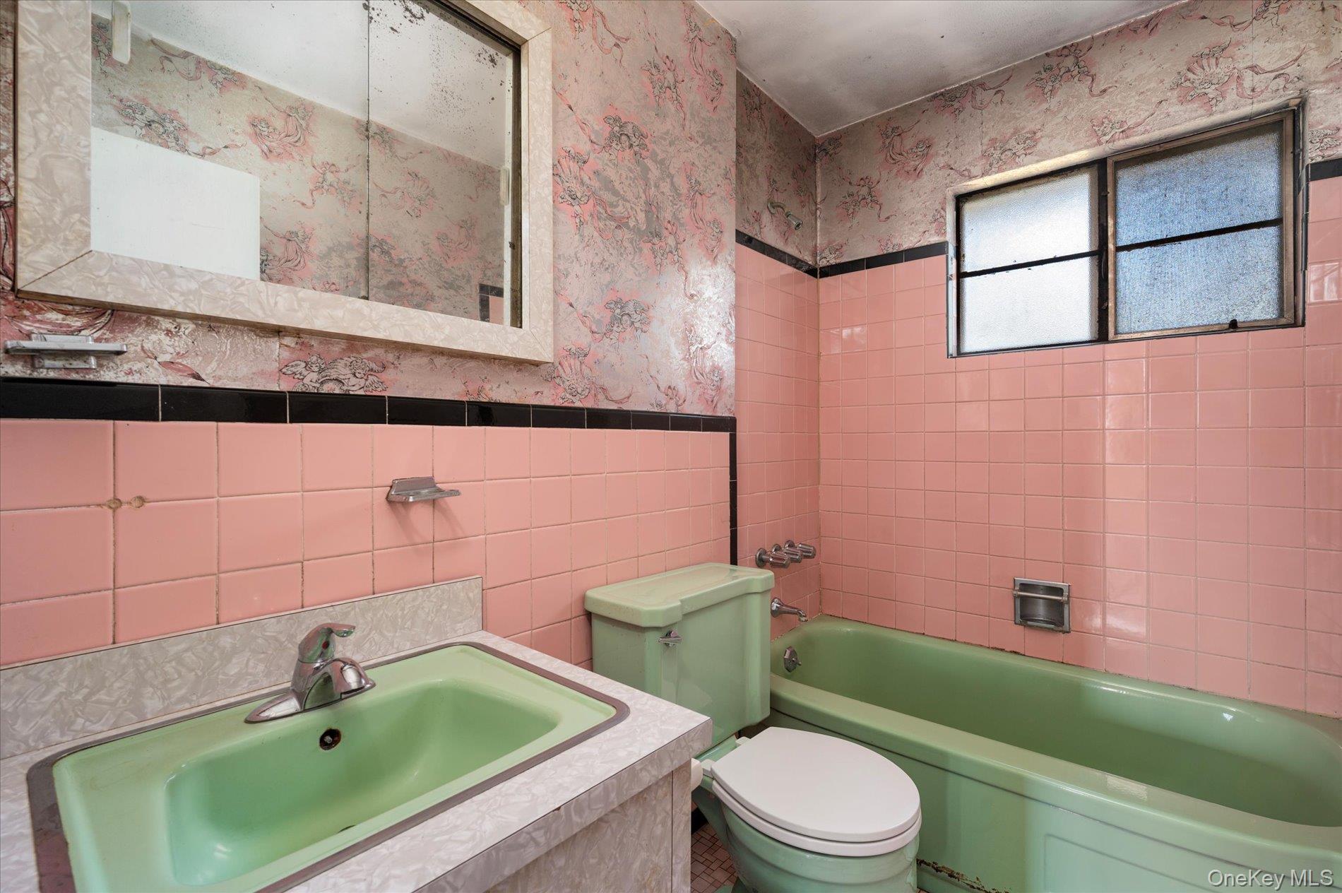 4057 Eve Drive, Seaford, NY 11783