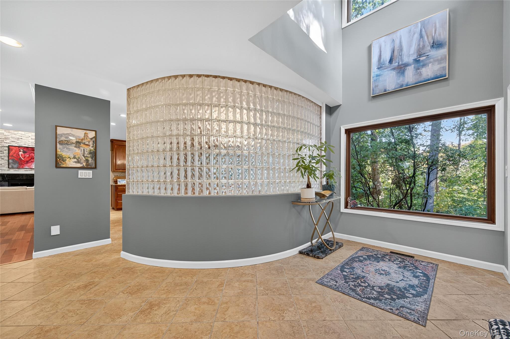 11 Willada Lane, Glen Cove, NY 11542