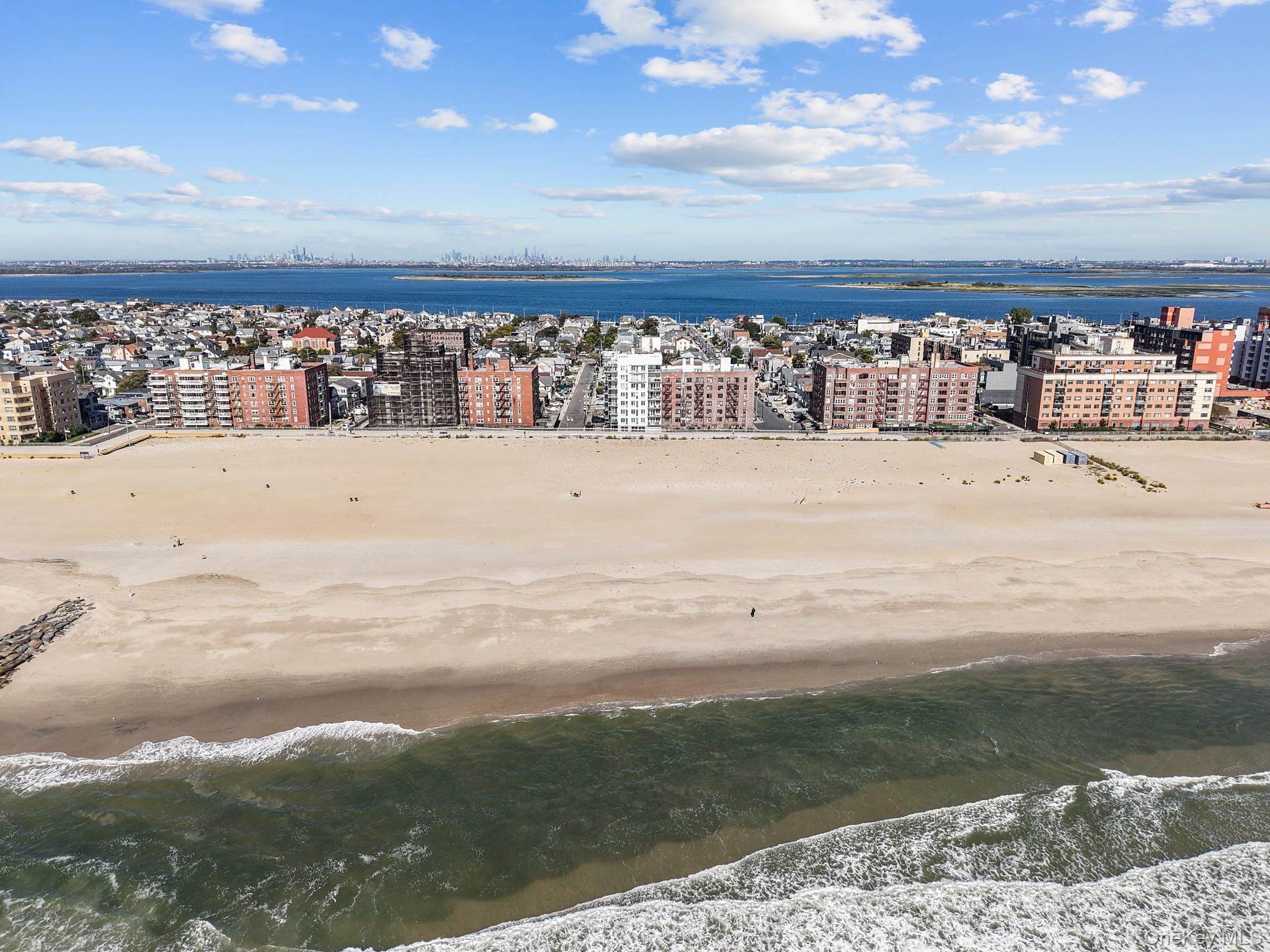 118-20 Ocean Promenade # 6D, Rockaway Park, NY 11694