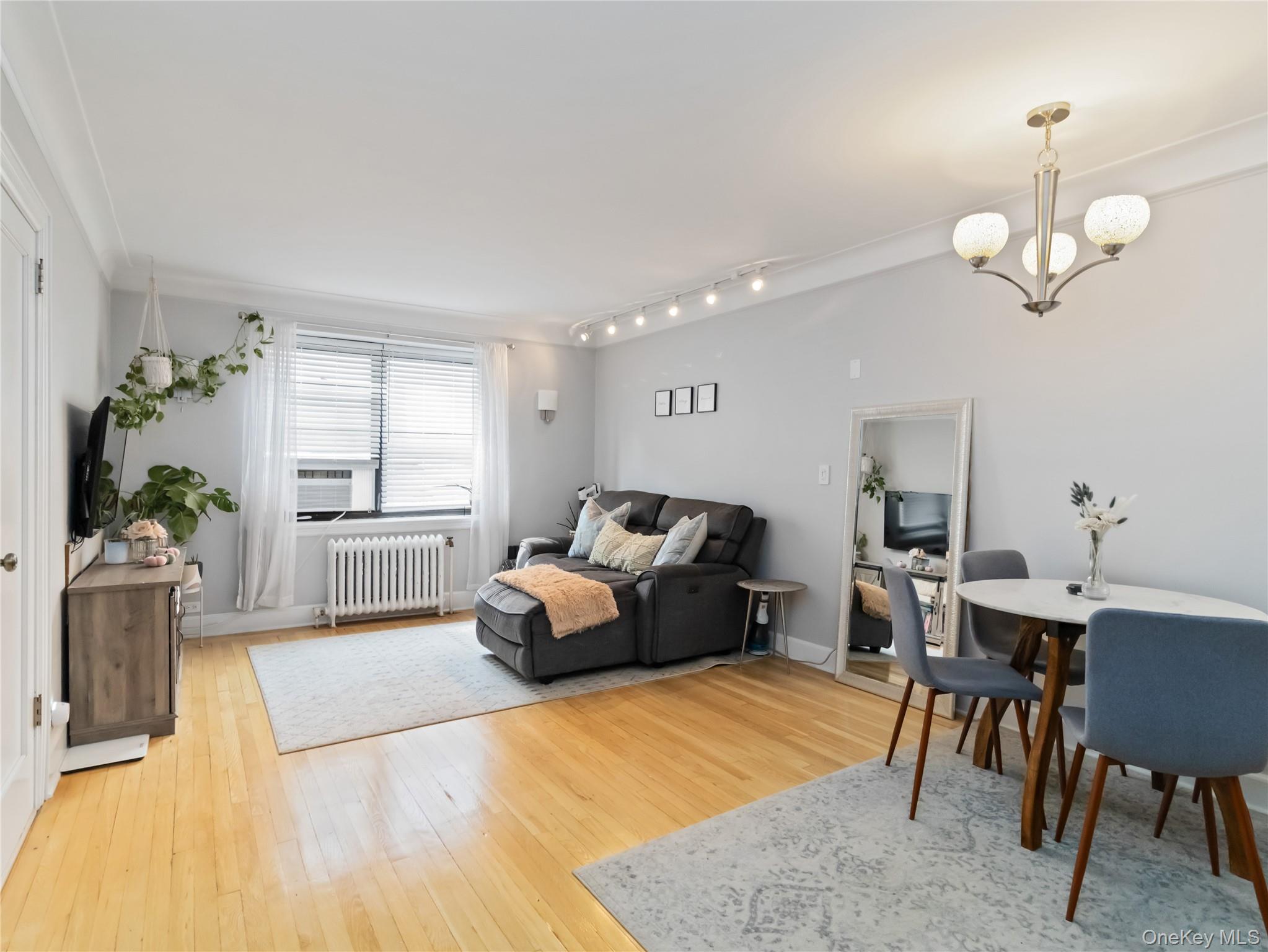 17 N Chatsworth Avenue # 1H, Larchmont, NY 10538