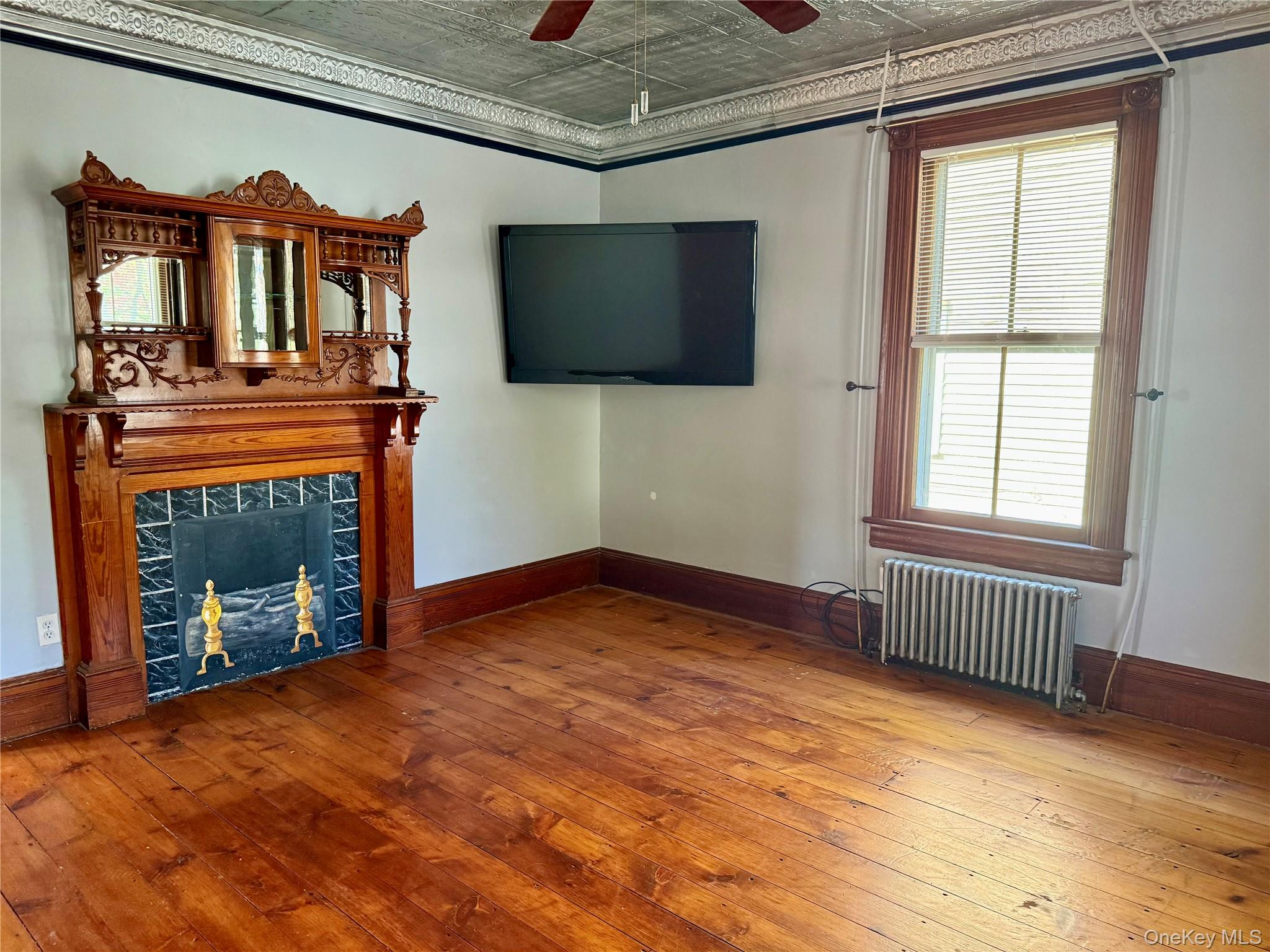 42 Bona Ventura Avenue, Wallkill, NY 12589