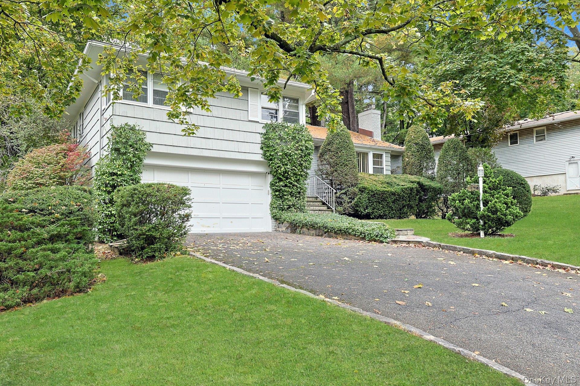 129 Hillandale Drive, New Rochelle, NY 10804