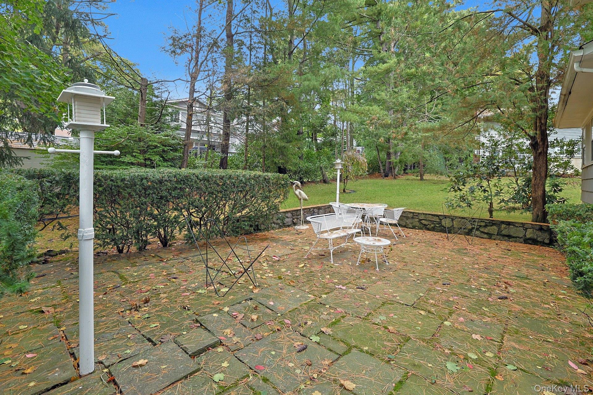 129 Hillandale Drive, New Rochelle, NY 10804