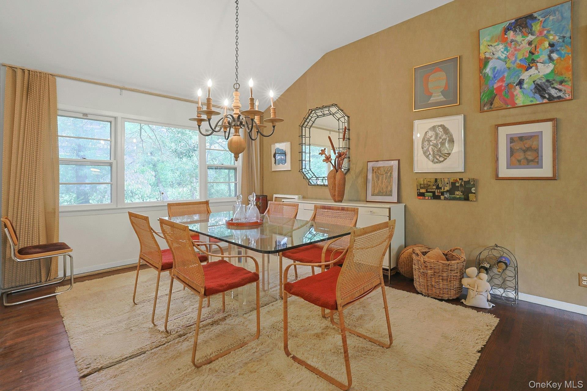 129 Hillandale Drive, New Rochelle, NY 10804