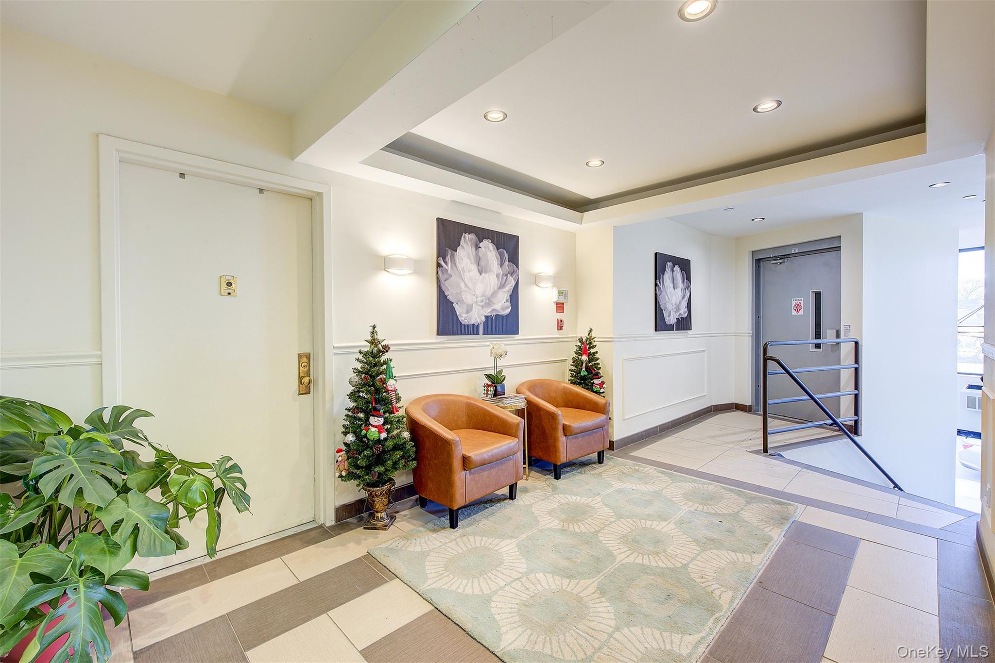 13546 Grand Central Parkway # 4C, Briarwood, NY 11435