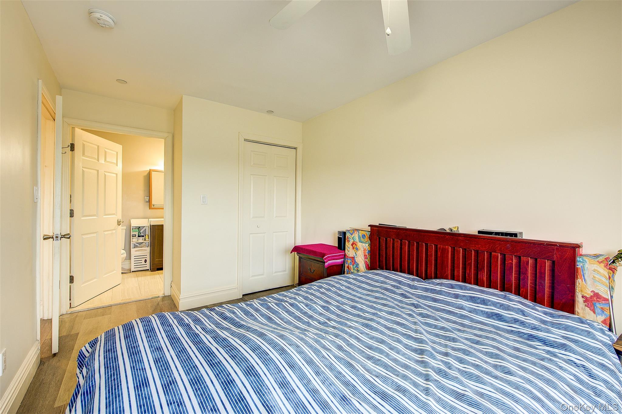 13546 Grand Central Parkway # 4C, Briarwood, NY 11435