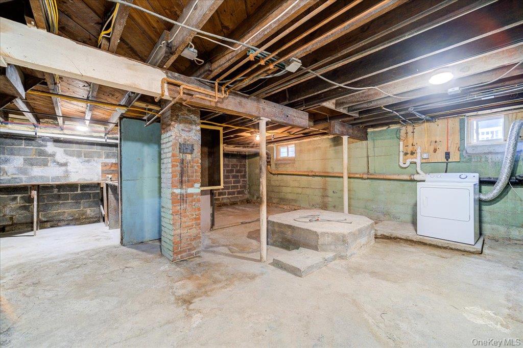 65 Worrall Avenue, Poughkeepsie, NY 12603