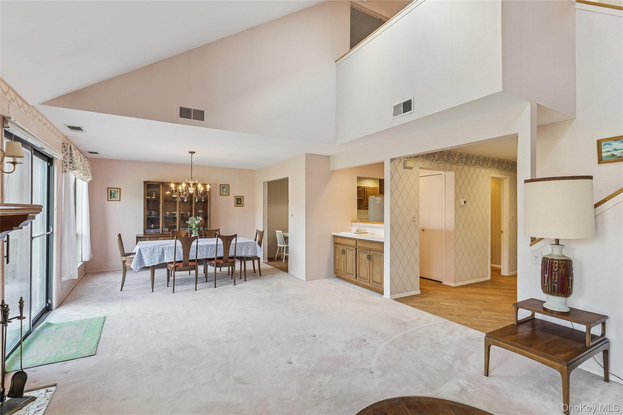 3 Timber Ridge Drive, Holbrook, NY 11741