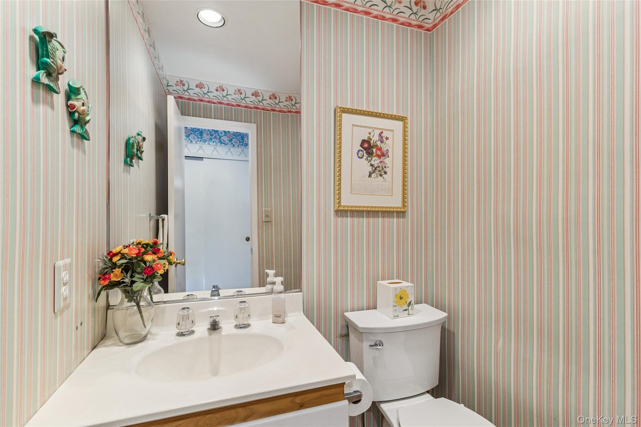 3 Timber Ridge Drive, Holbrook, NY 11741