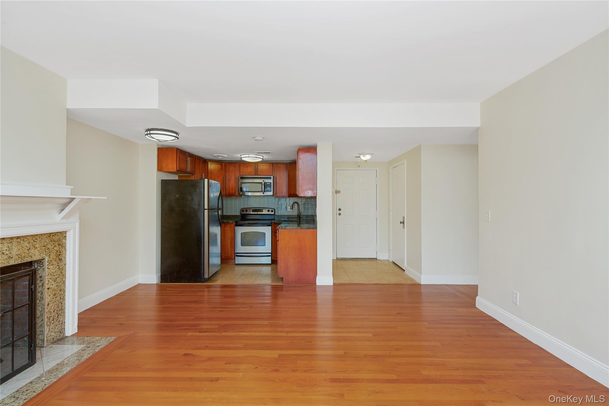 206 Chateau Rive # 206, Peekskill, NY 10566