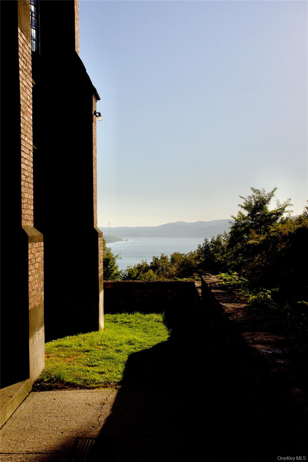 206 Chateau Rive # 206, Peekskill, NY 10566