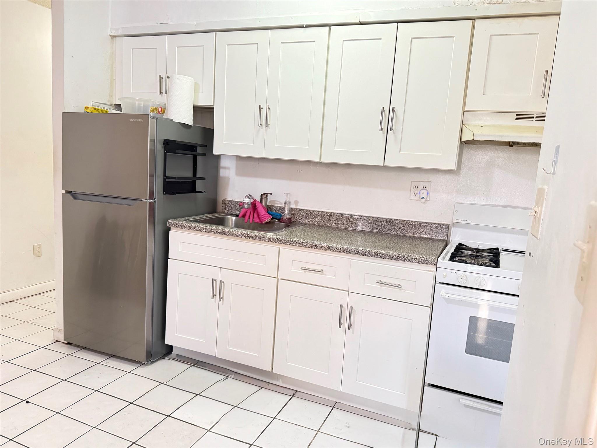 43-04 158 Street # 3E, Flushing, NY 11358