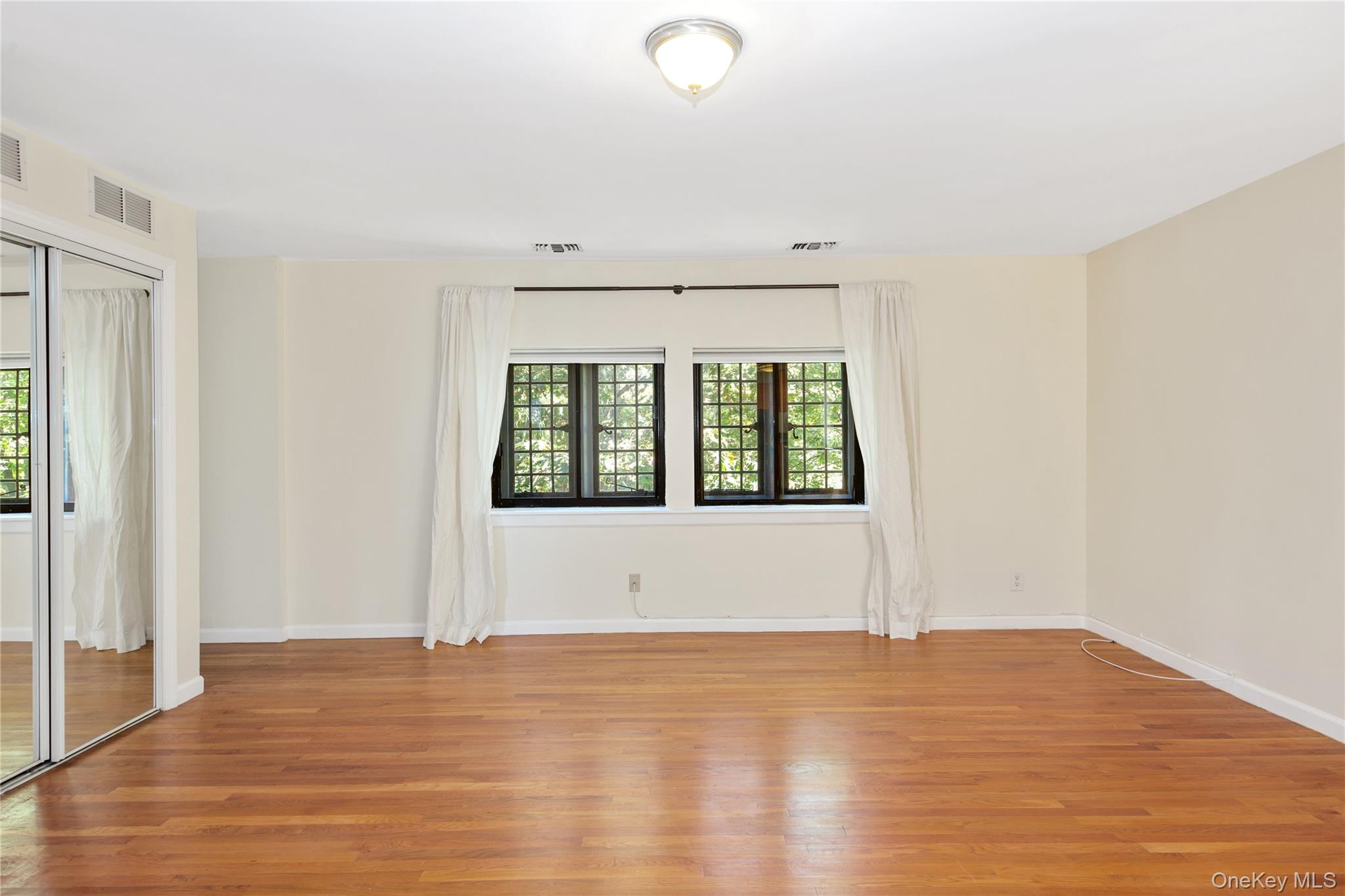 403 Chateau Rive # 403, Peekskill, NY 10566