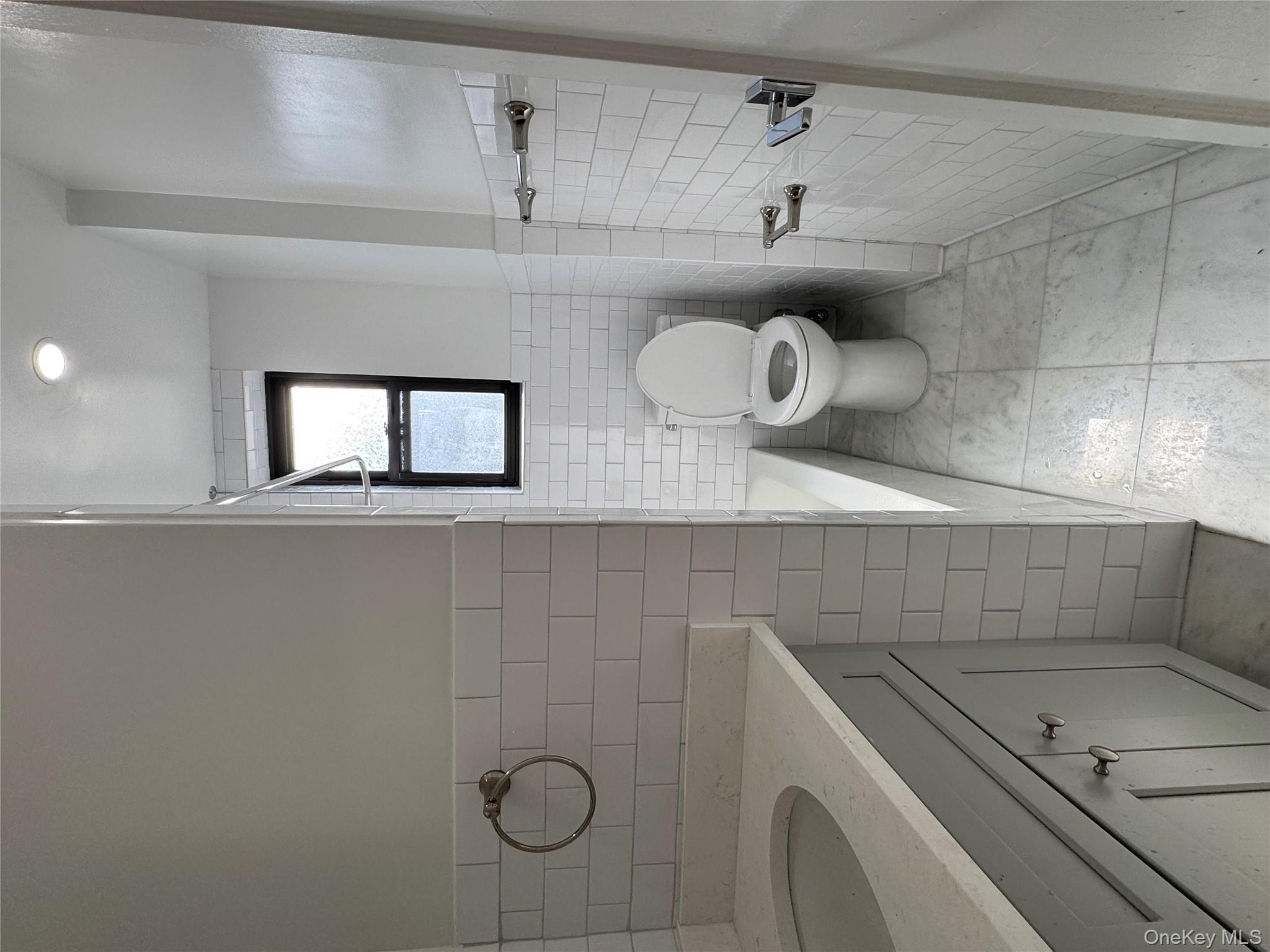 762 Brady Avenue # 221, Bronx, NY 10462