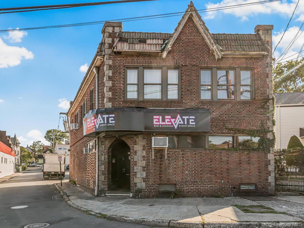 130 E 1st Street, Mount Vernon, NY 10550