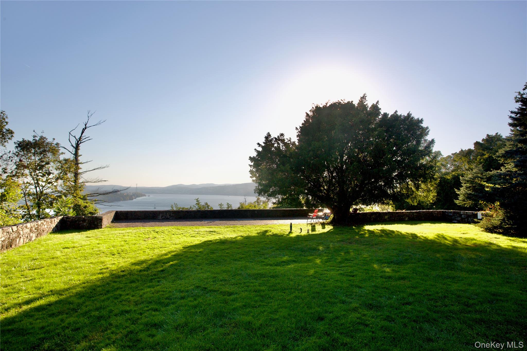 305 Chateau Rive Street # 305, Peekskill, NY 10566