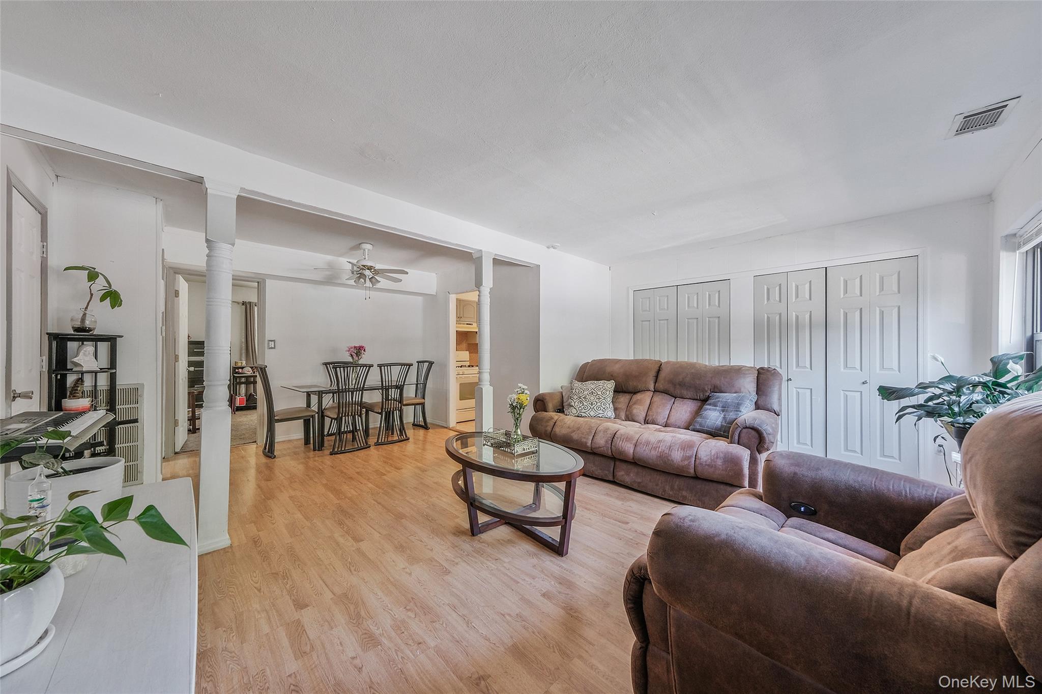 136 Bailey Court # 136, Middle Island, NY 11953