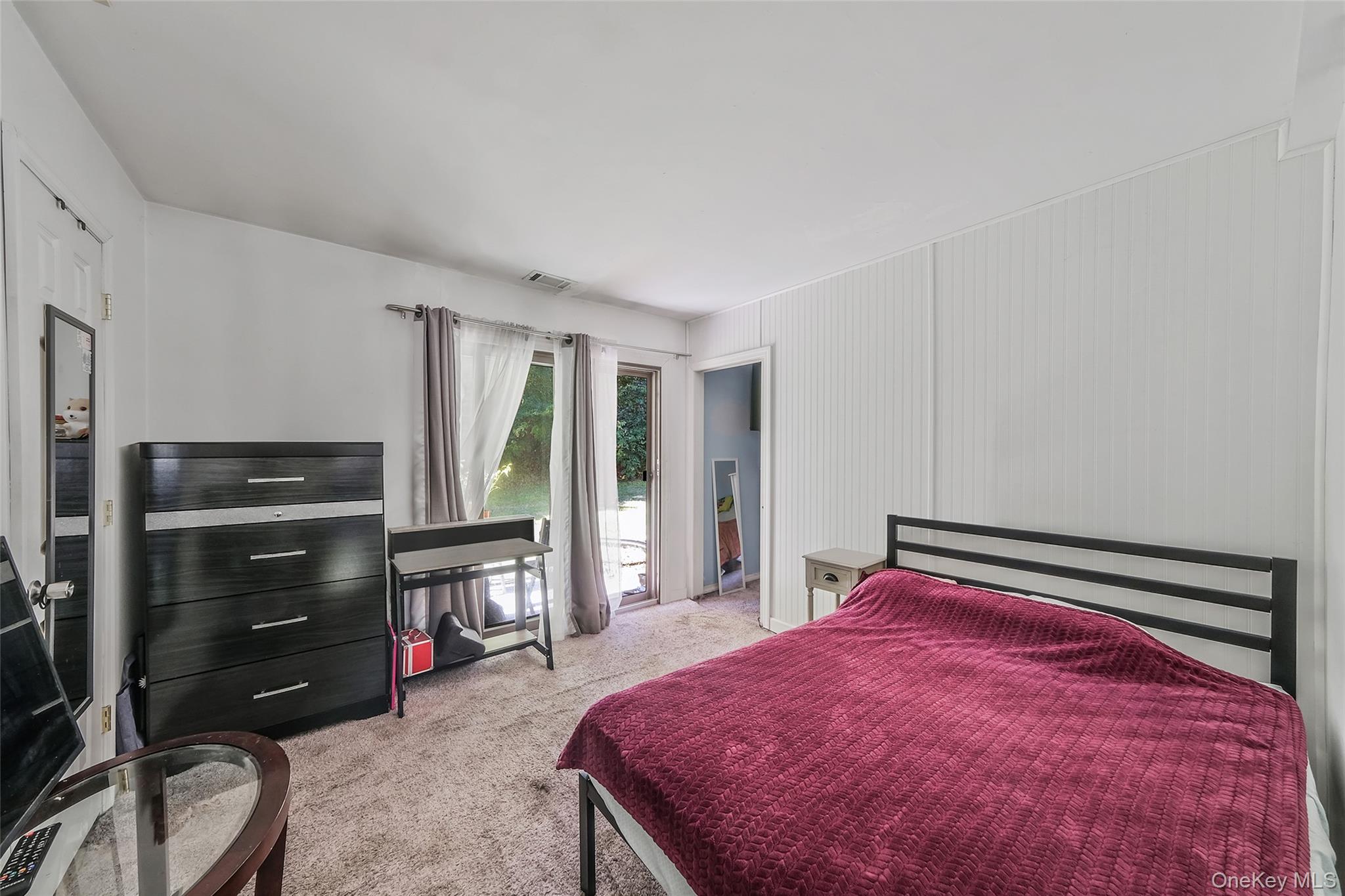 136 Bailey Court # 136, Middle Island, NY 11953