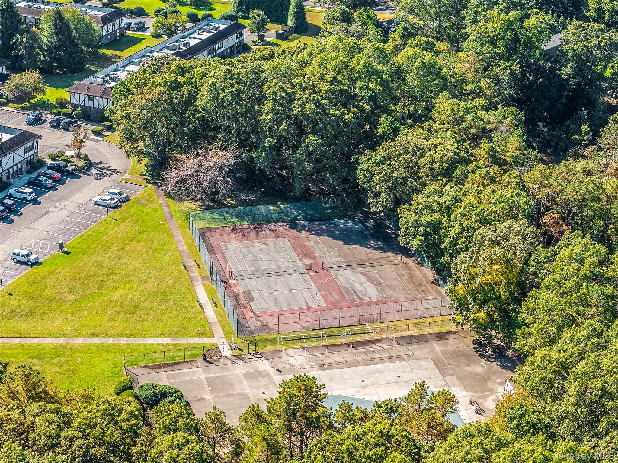 136 Bailey Court # 136, Middle Island, NY 11953