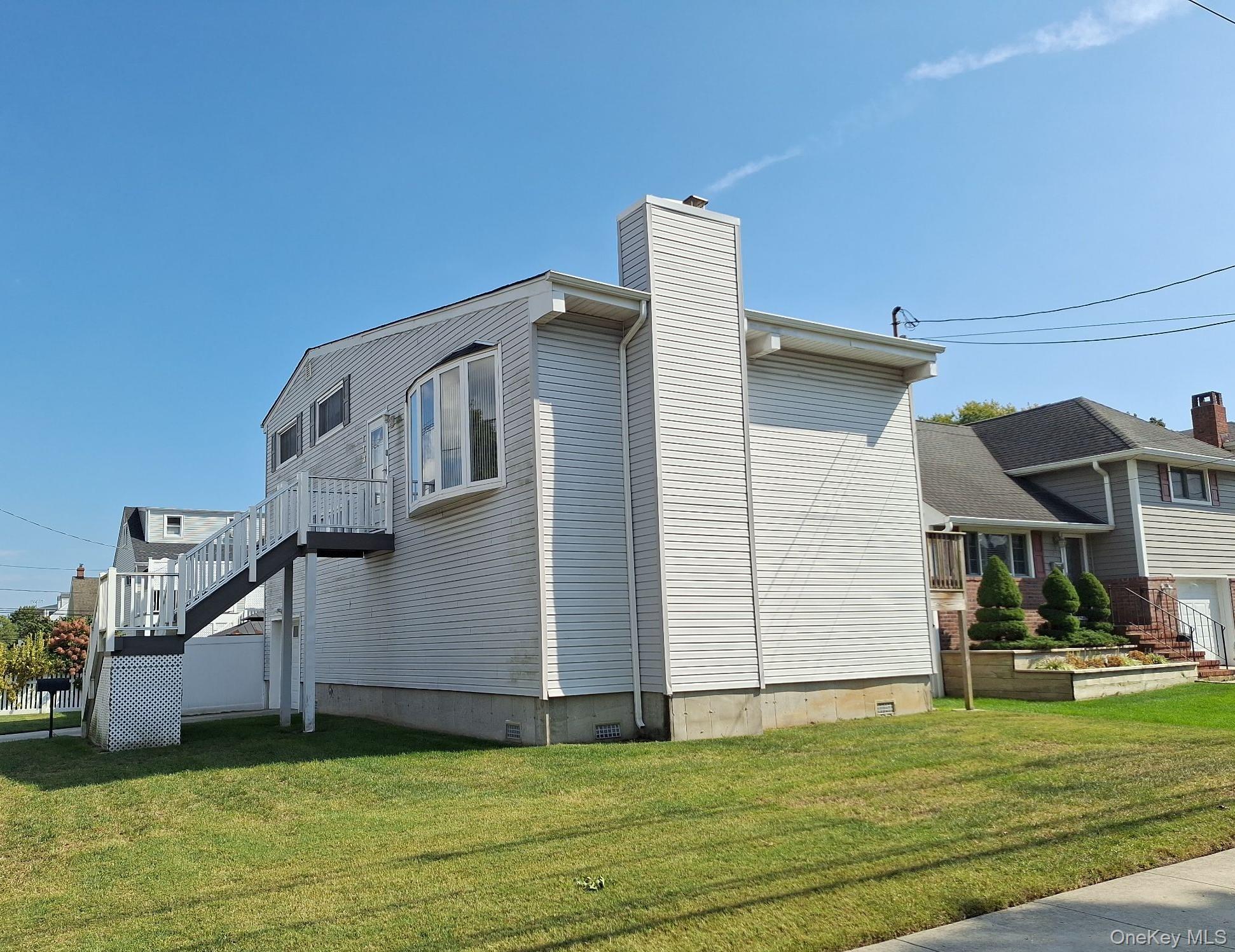 173 Cedar Street, Freeport, NY 11520