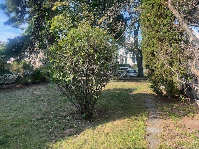 8535 115th Street, Richmond Hill North, NY 11418