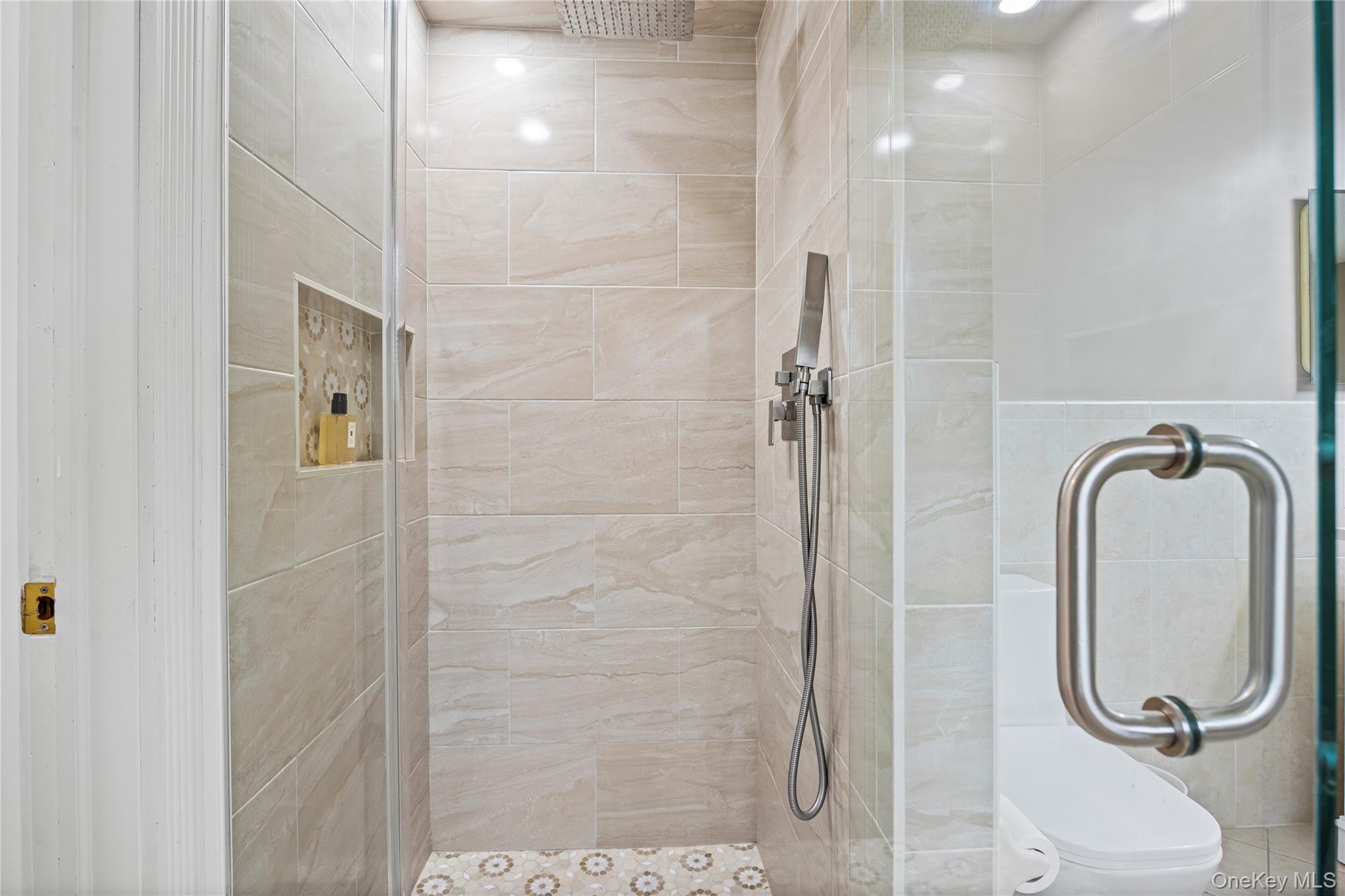 1A Mather Court, Huntington Station, NY 11746