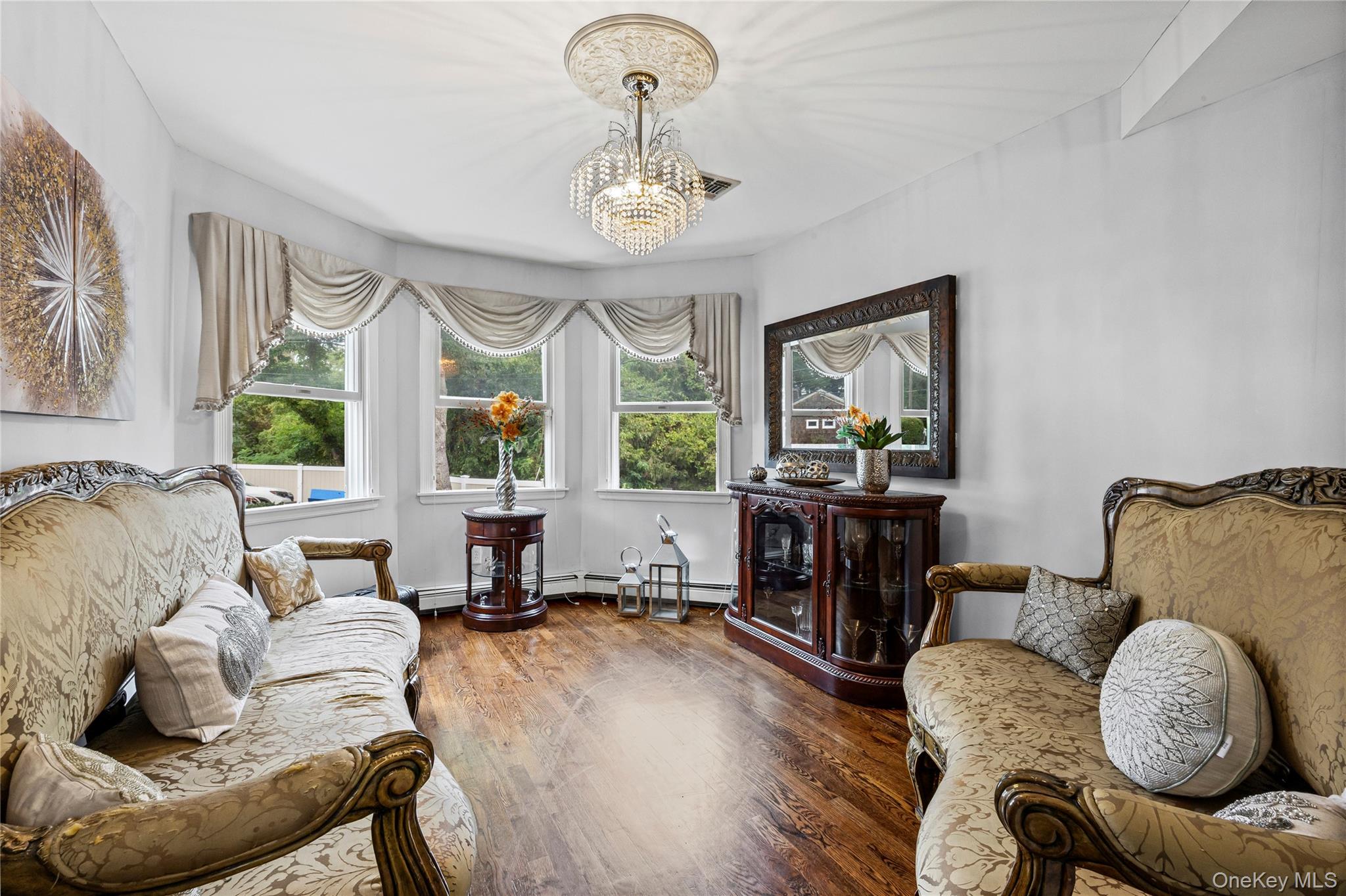 1A Mather Court, Huntington Station, NY 11746