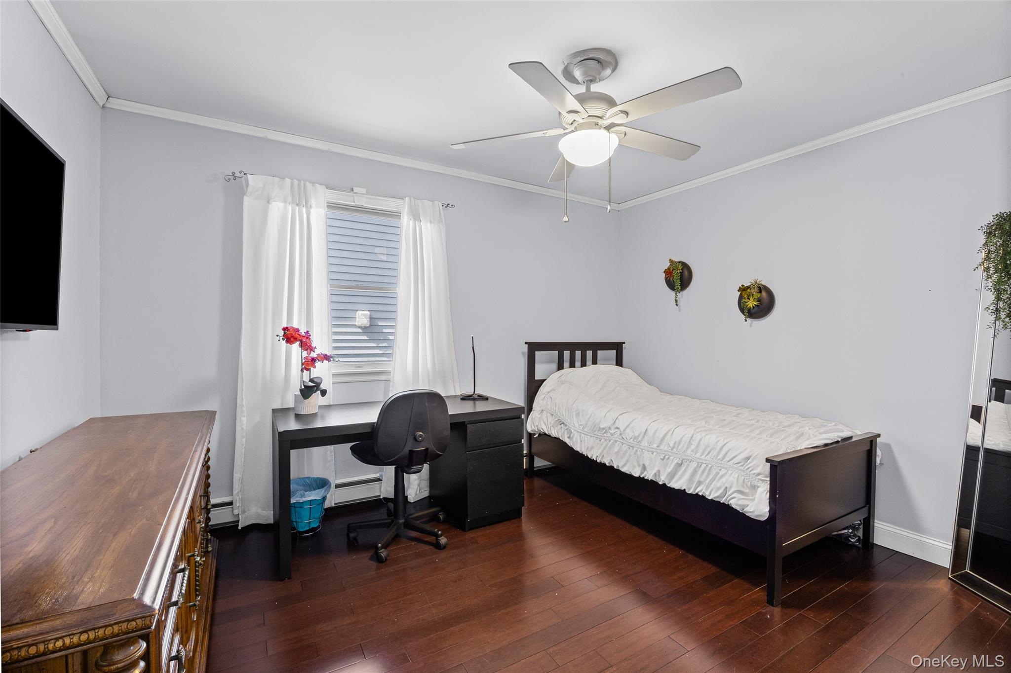 1A Mather Court, Huntington Station, NY 11746