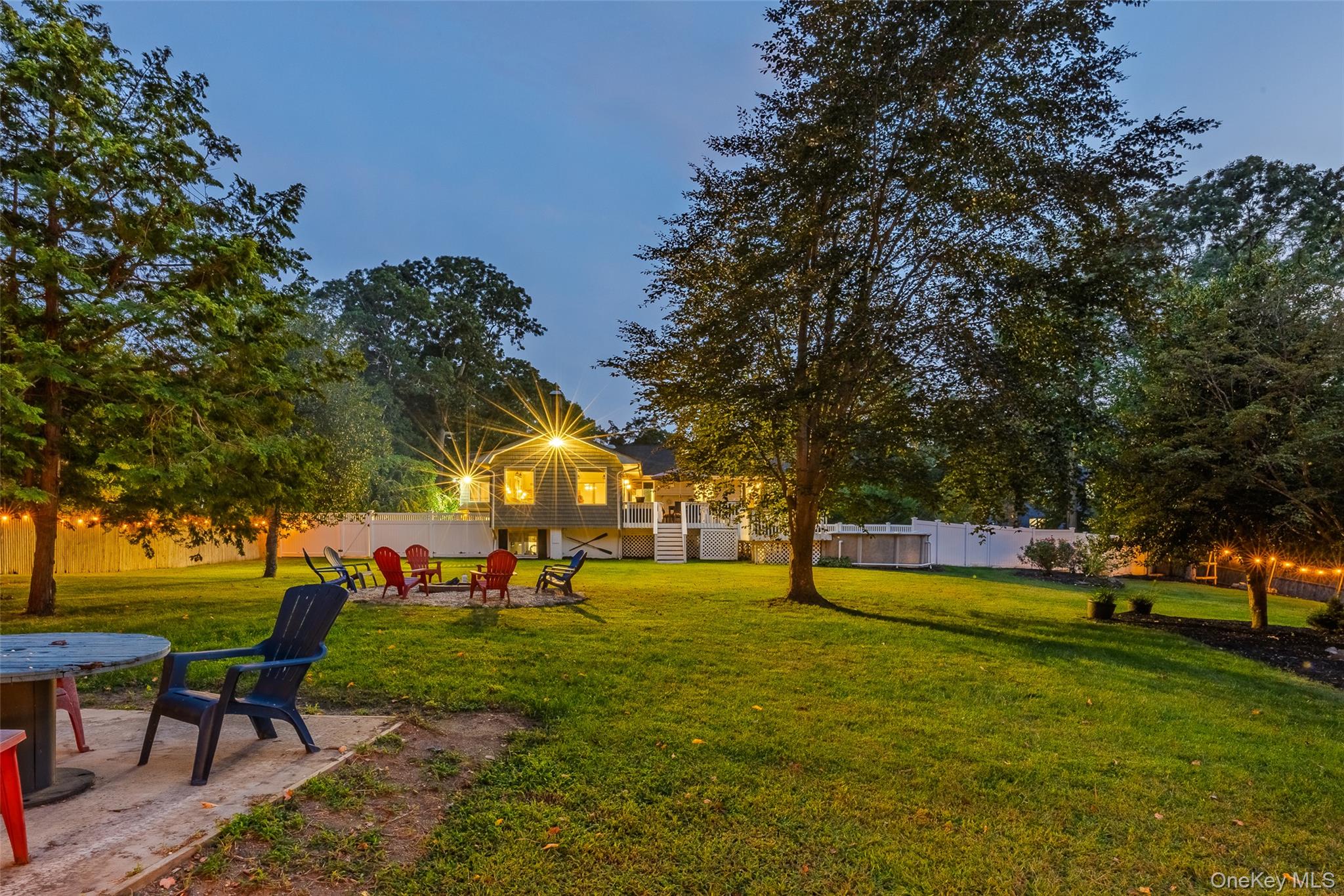 7 Cohrs Court, Moriches, NY 11955