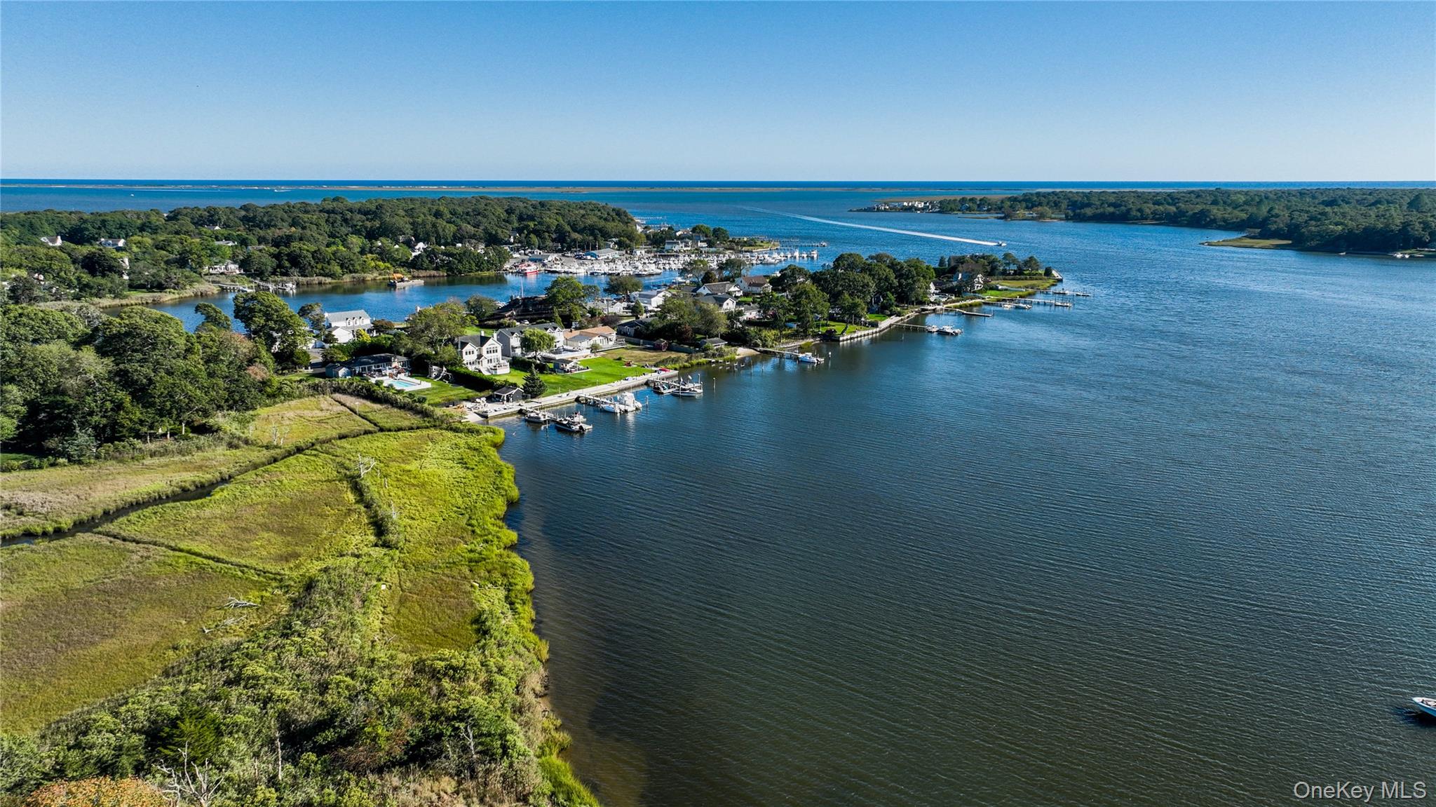 7 Cohrs Court, Moriches, NY 11955